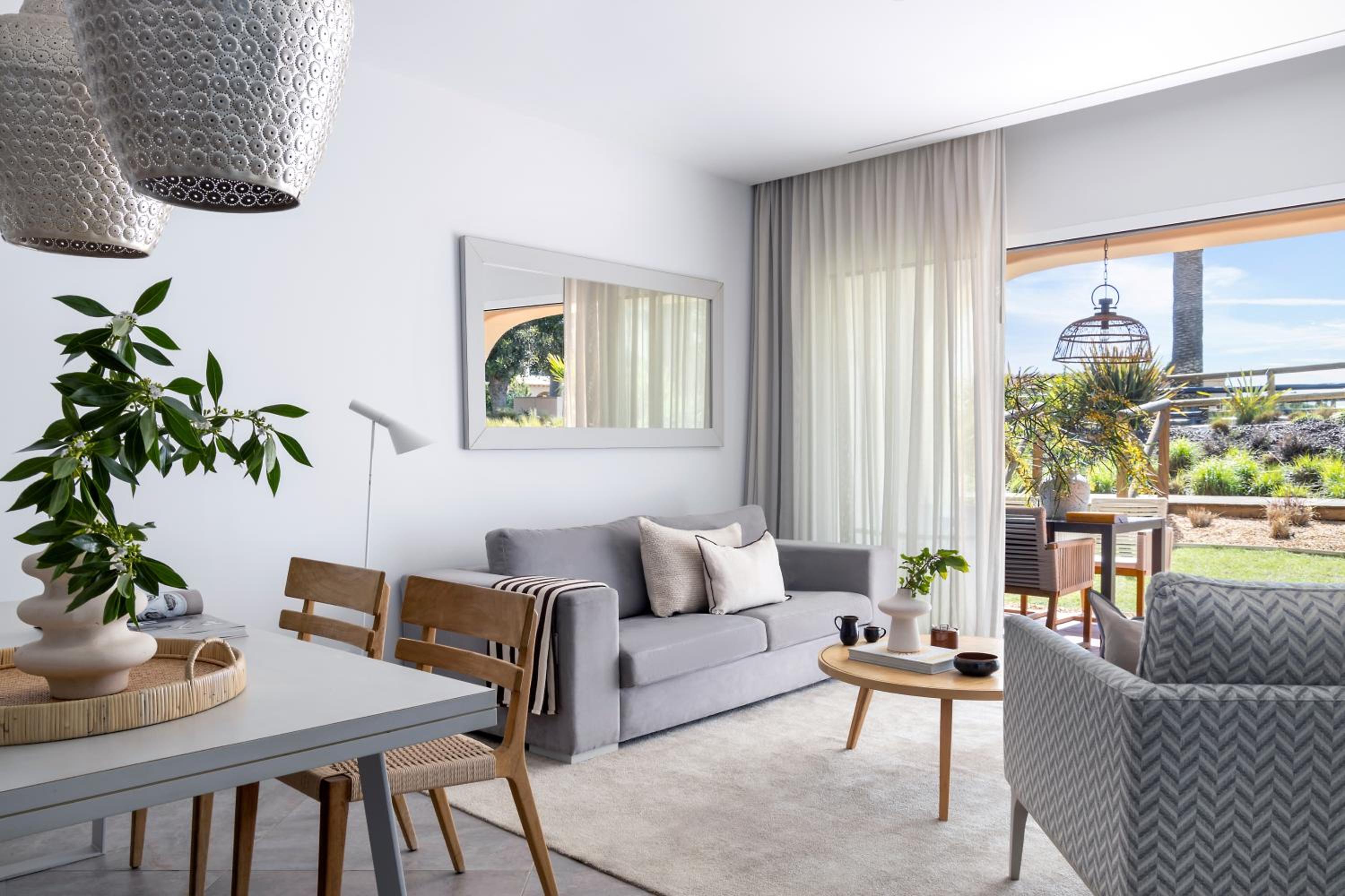 Two-Bedroom Apartment (4 Adults)
