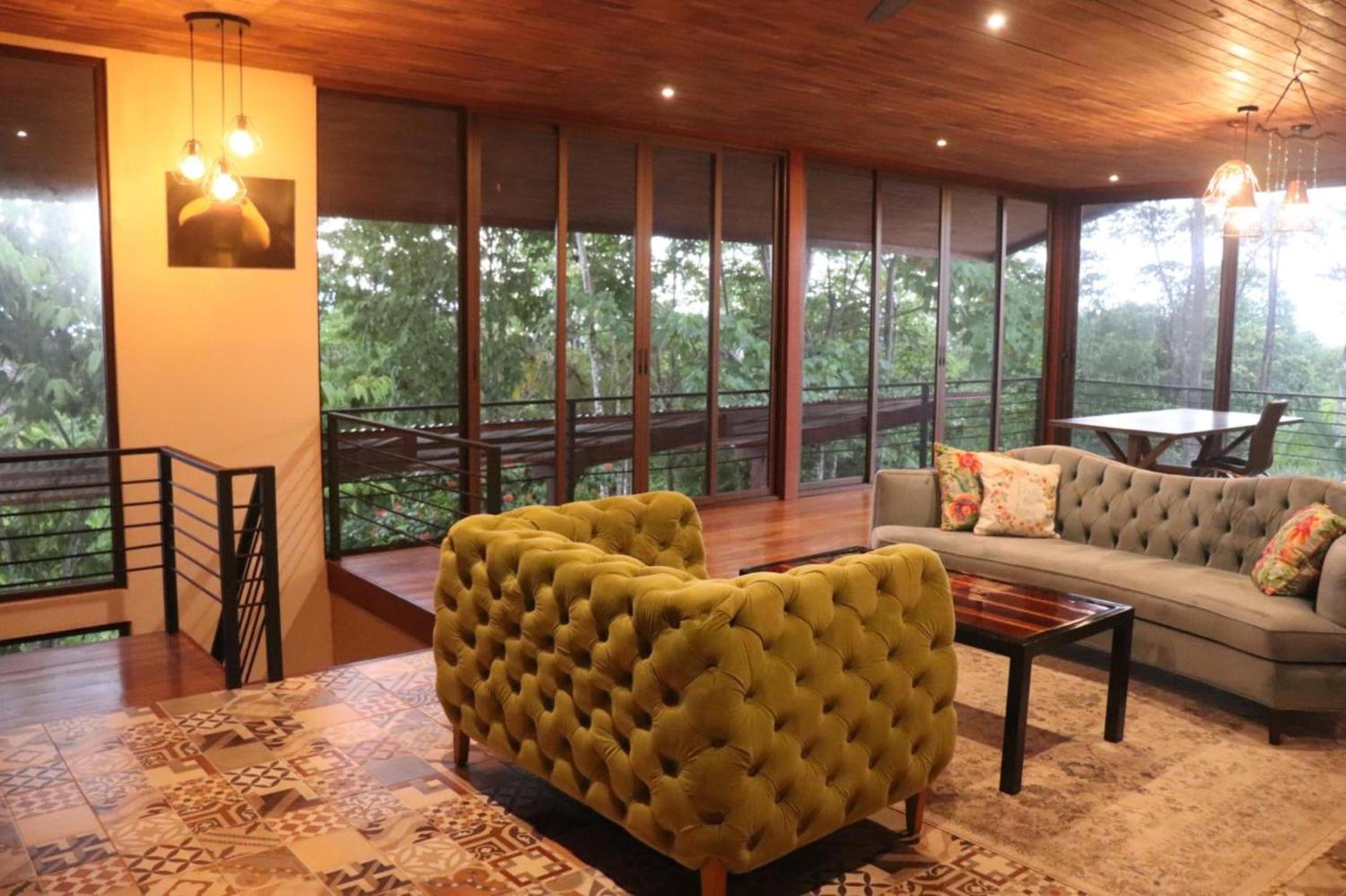 Three-Bedroom Villa photo 1