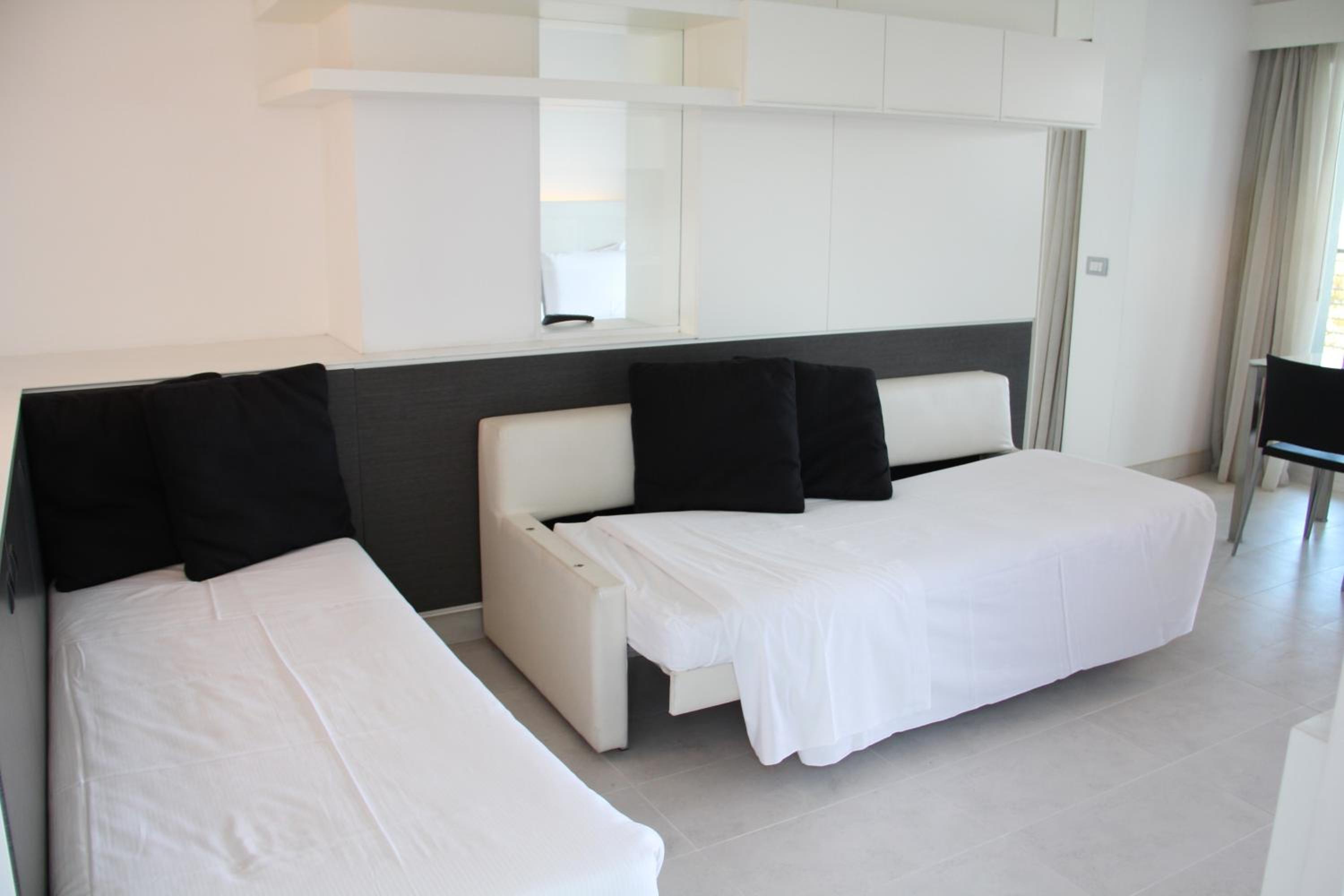 Triple Room with Balcony photo 2