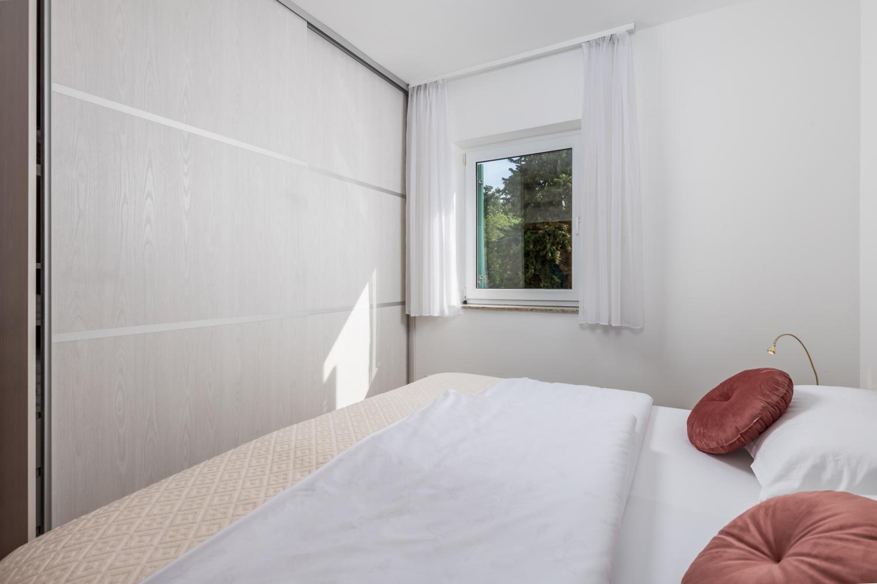 Two-Bedroom Apartment with Terrace and Sea View
