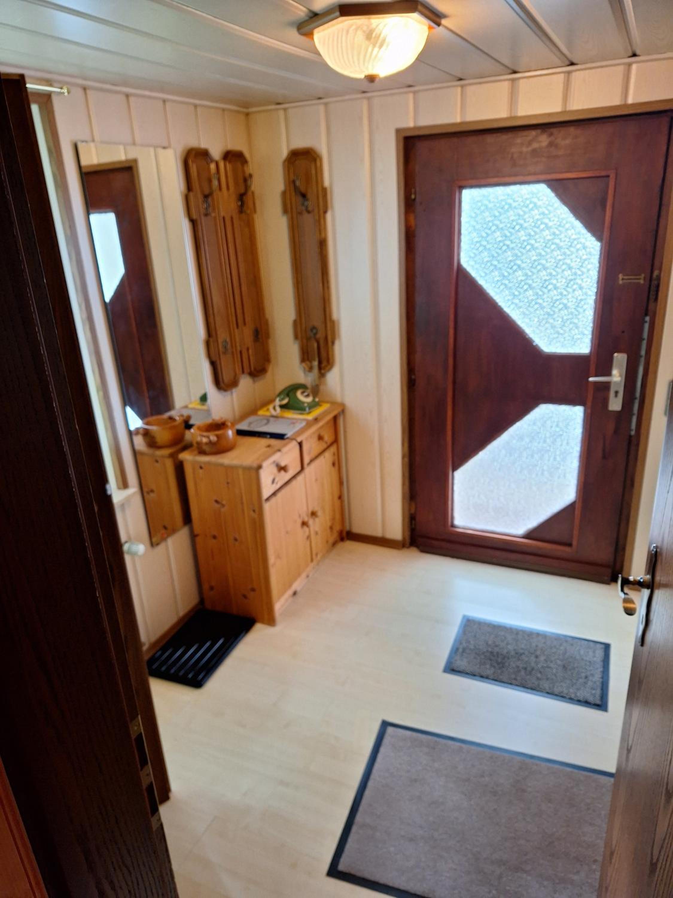 One-Bedroom House photo 1