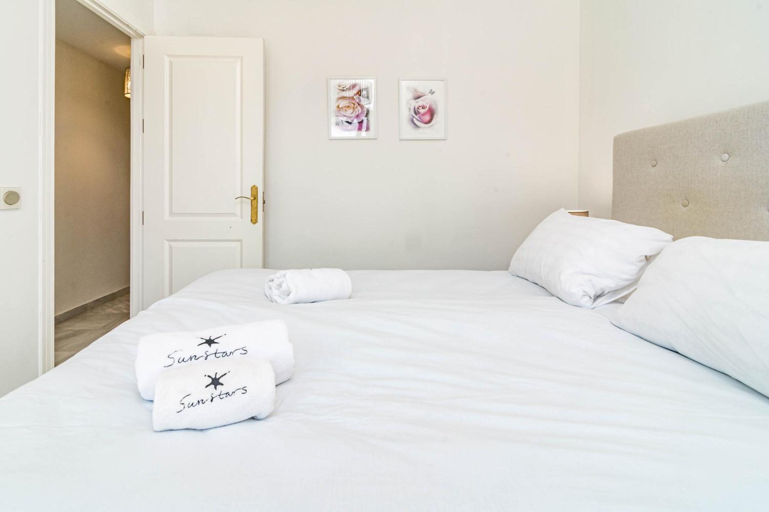 Apartamento de dos habitaciones con balcón