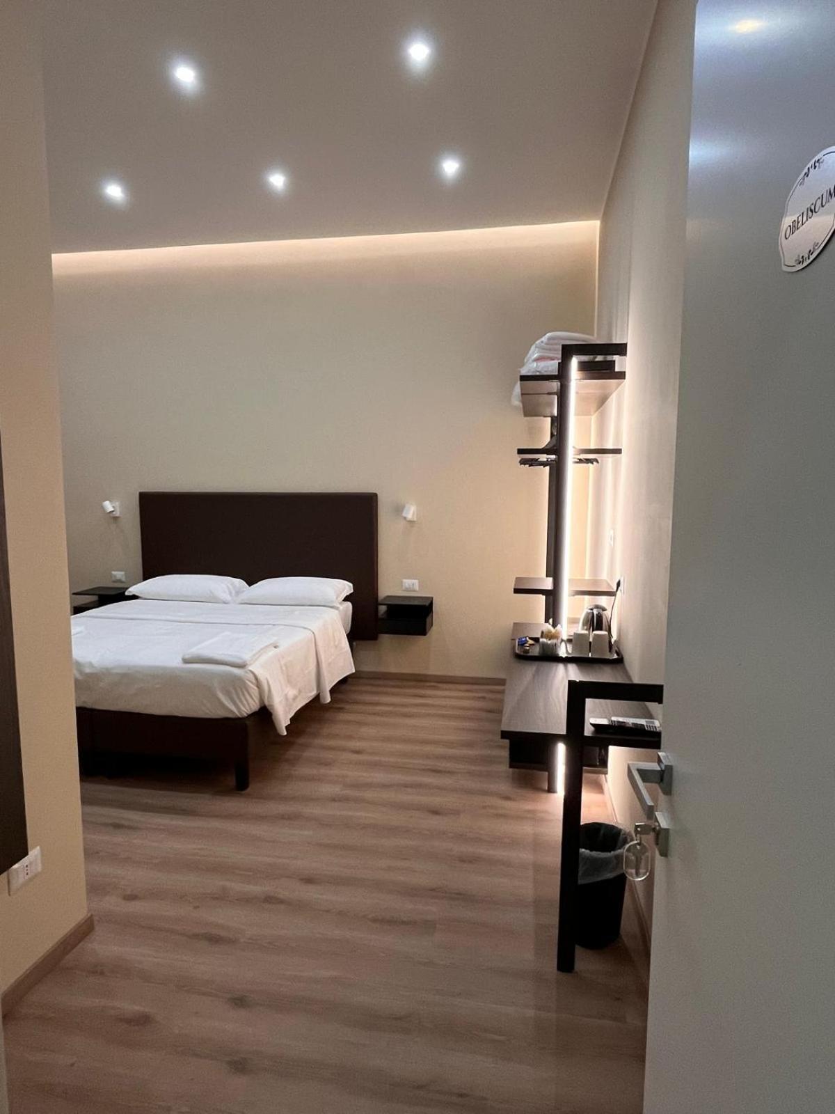 Deluxe Junior Suite photo 3
