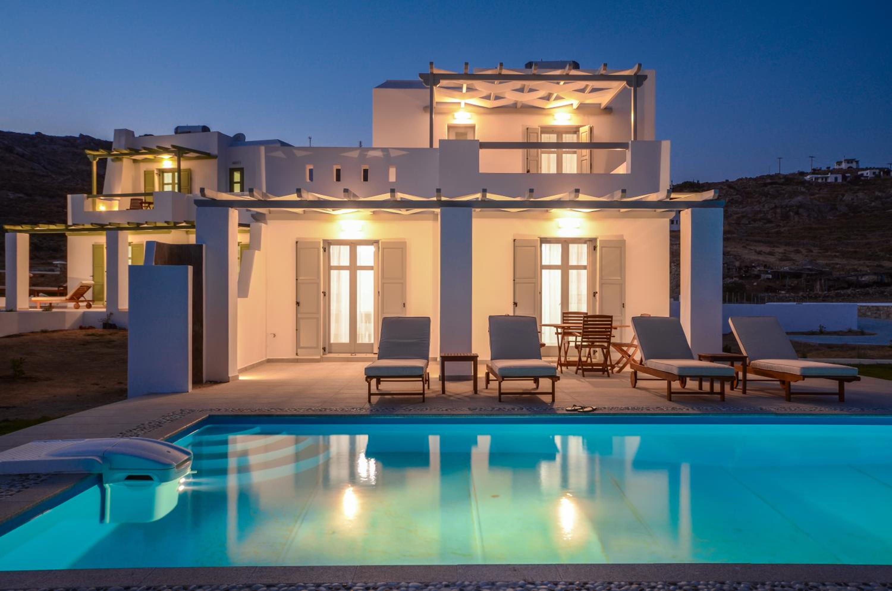 Villa with Private Pool photo 2