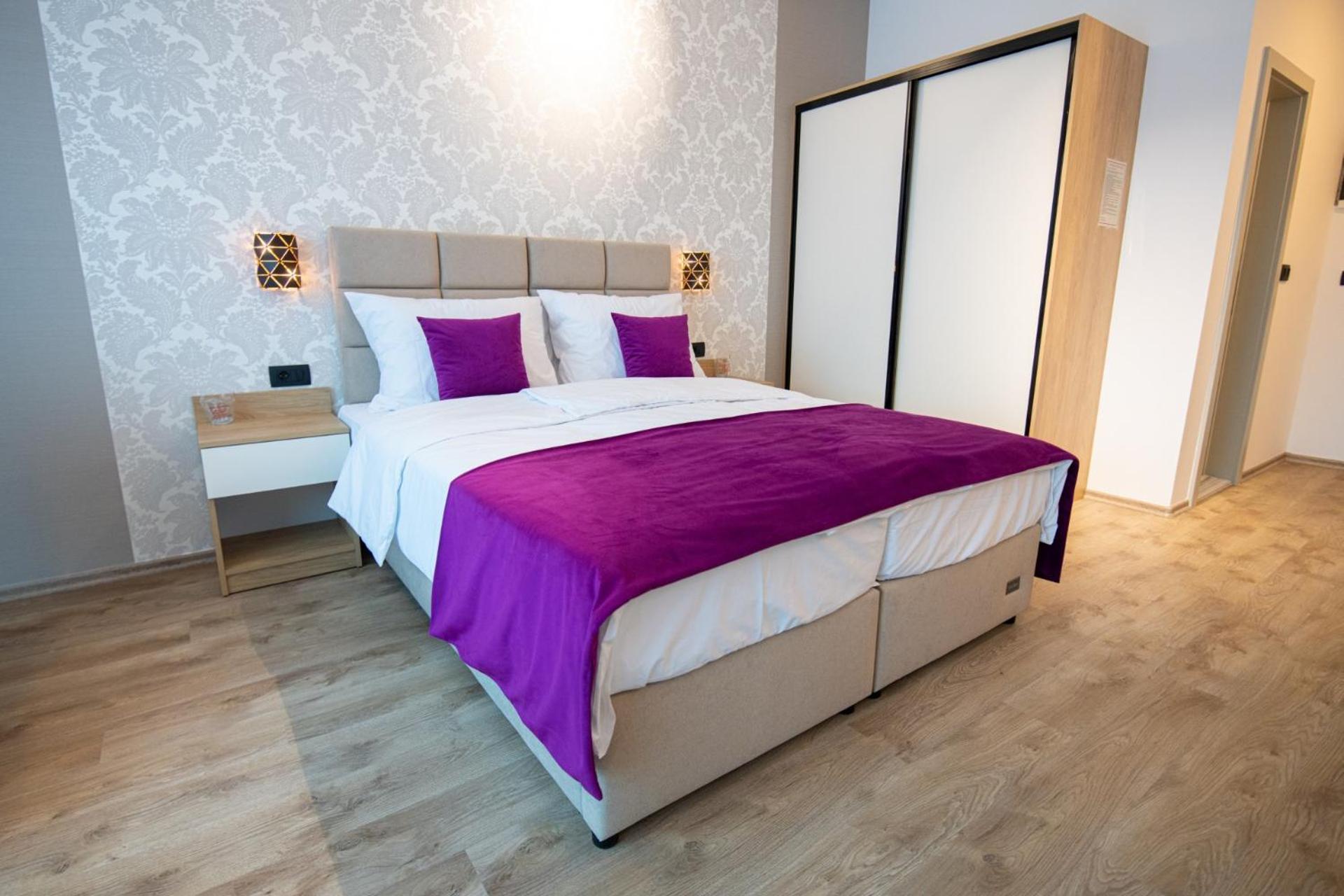 Standard Double Room photo 3