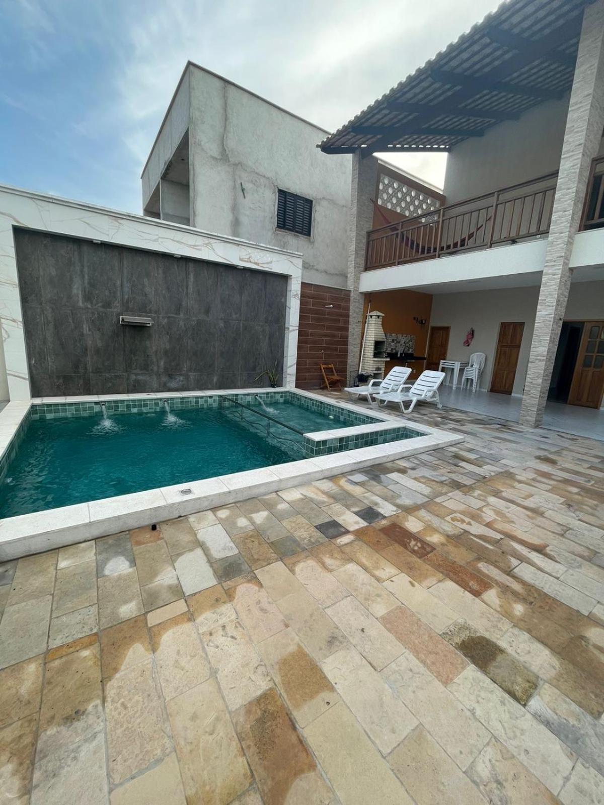 One-Bedroom House photo 2