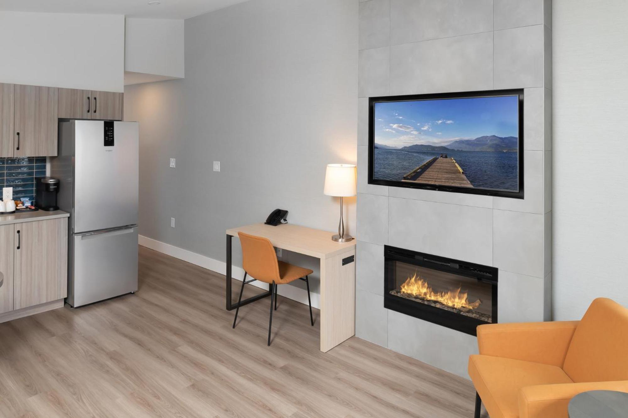 Junior Suite with Mountain View photo 1