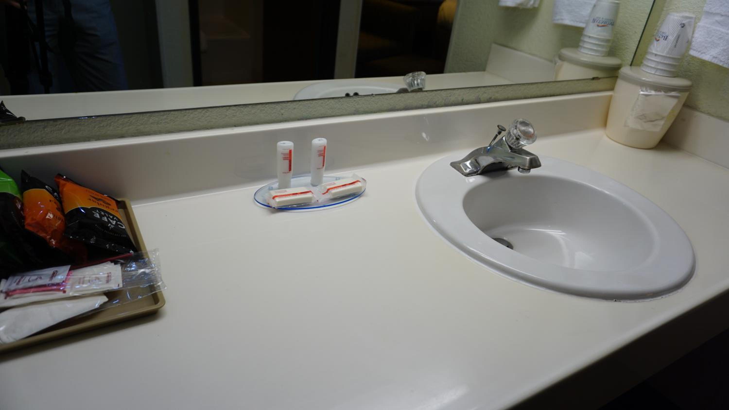 King Room - Non-Smoking - Photo 3