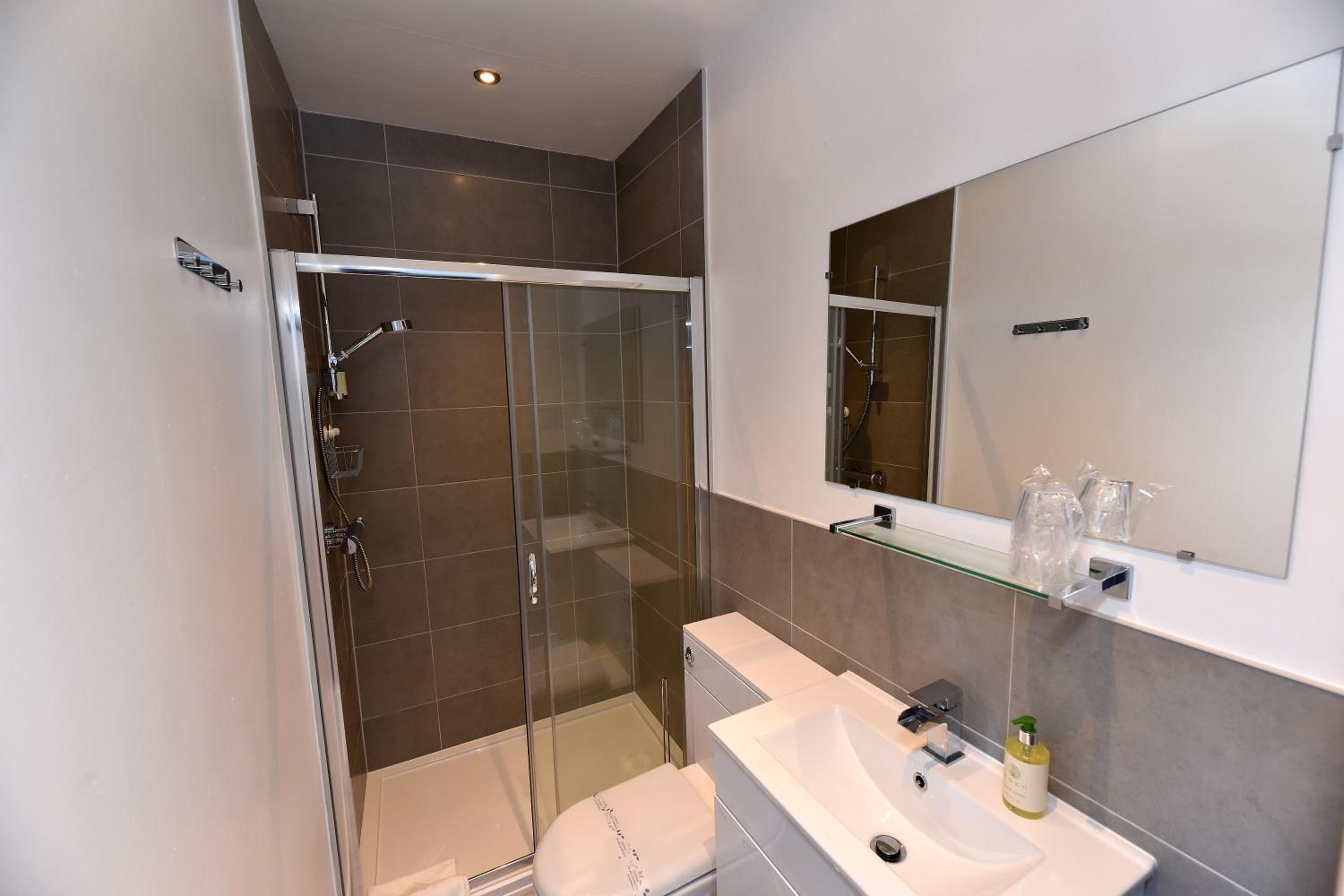 Double Room with Private Bathroom photo 2