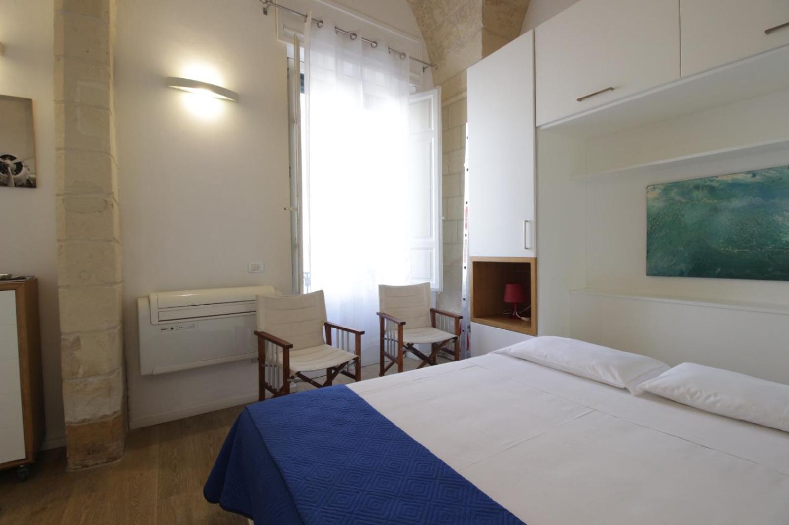 Studio Apartment - Photo 9