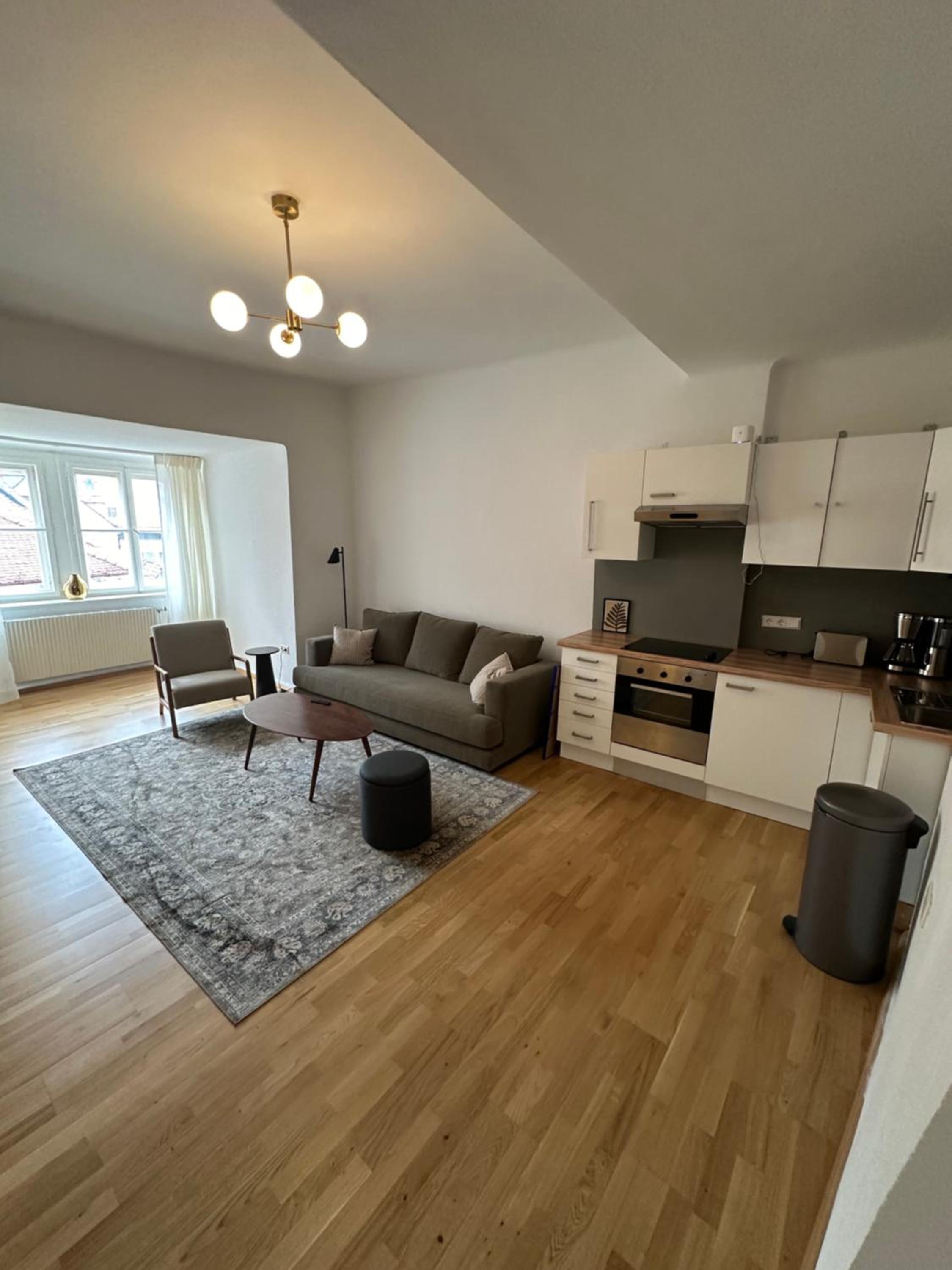 One-Bedroom Apartment with City View photo 1