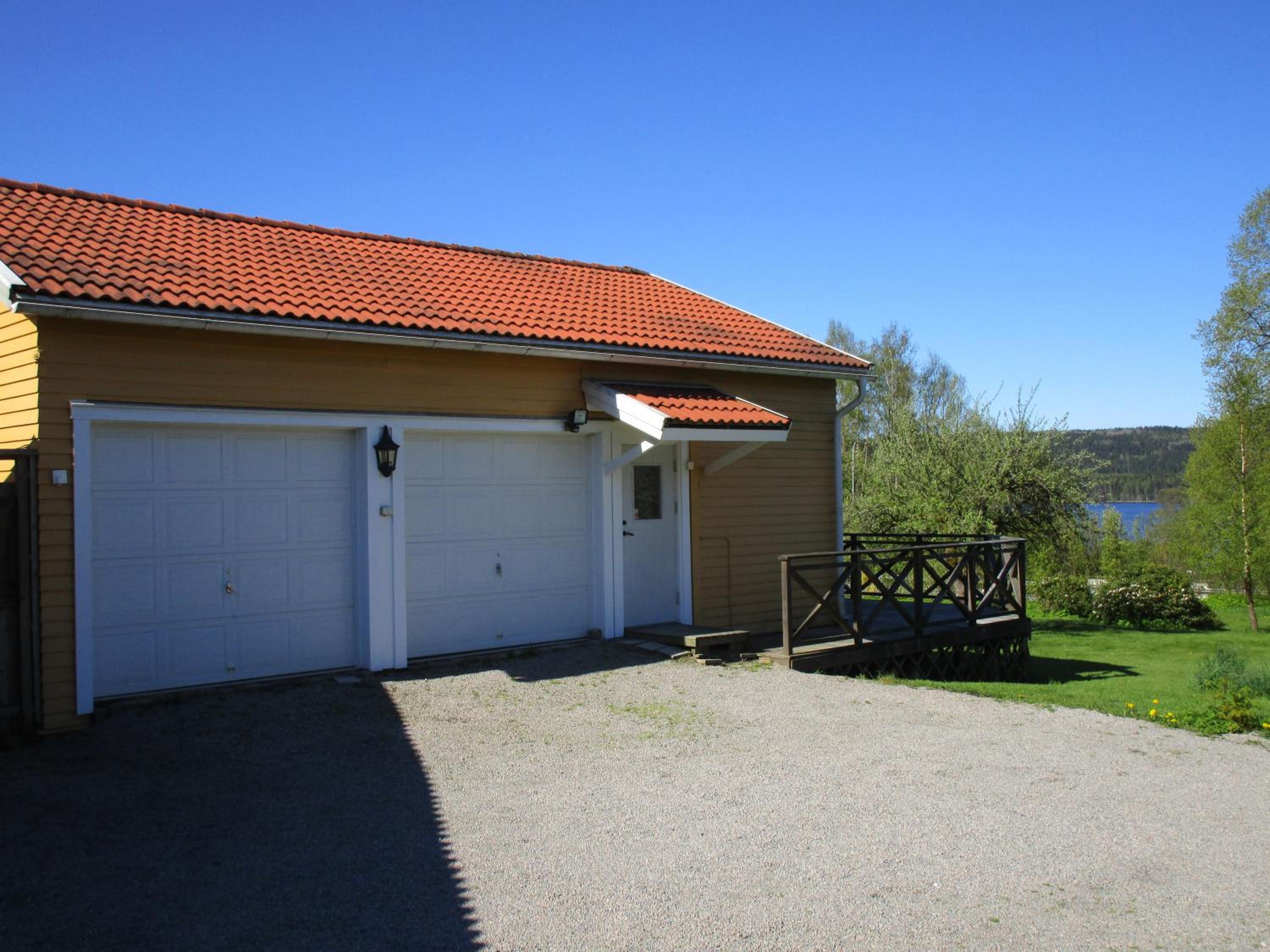 One-Bedroom Cottage with Lake View  - Photo 46