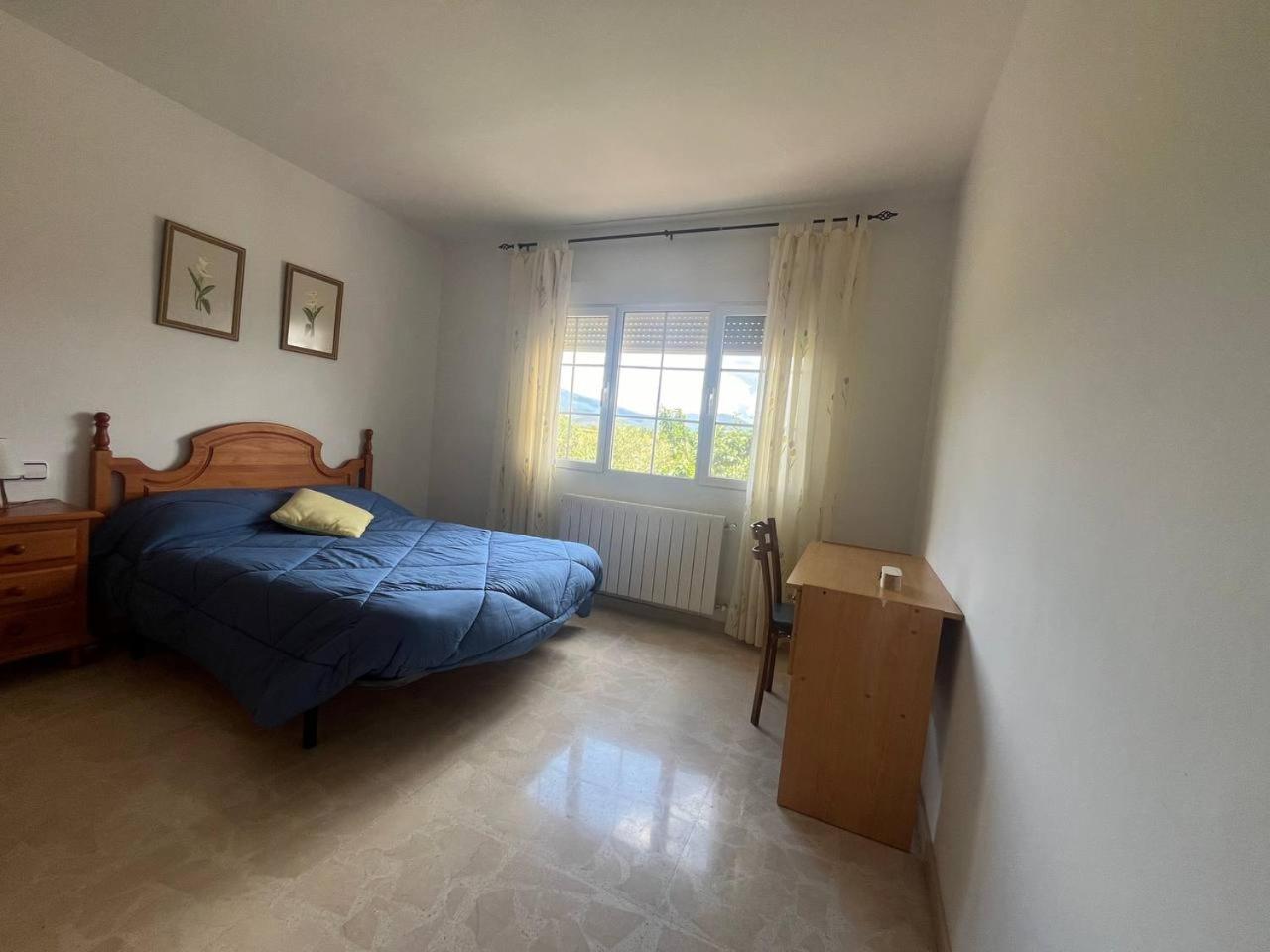 Casa de cuatro habitaciones