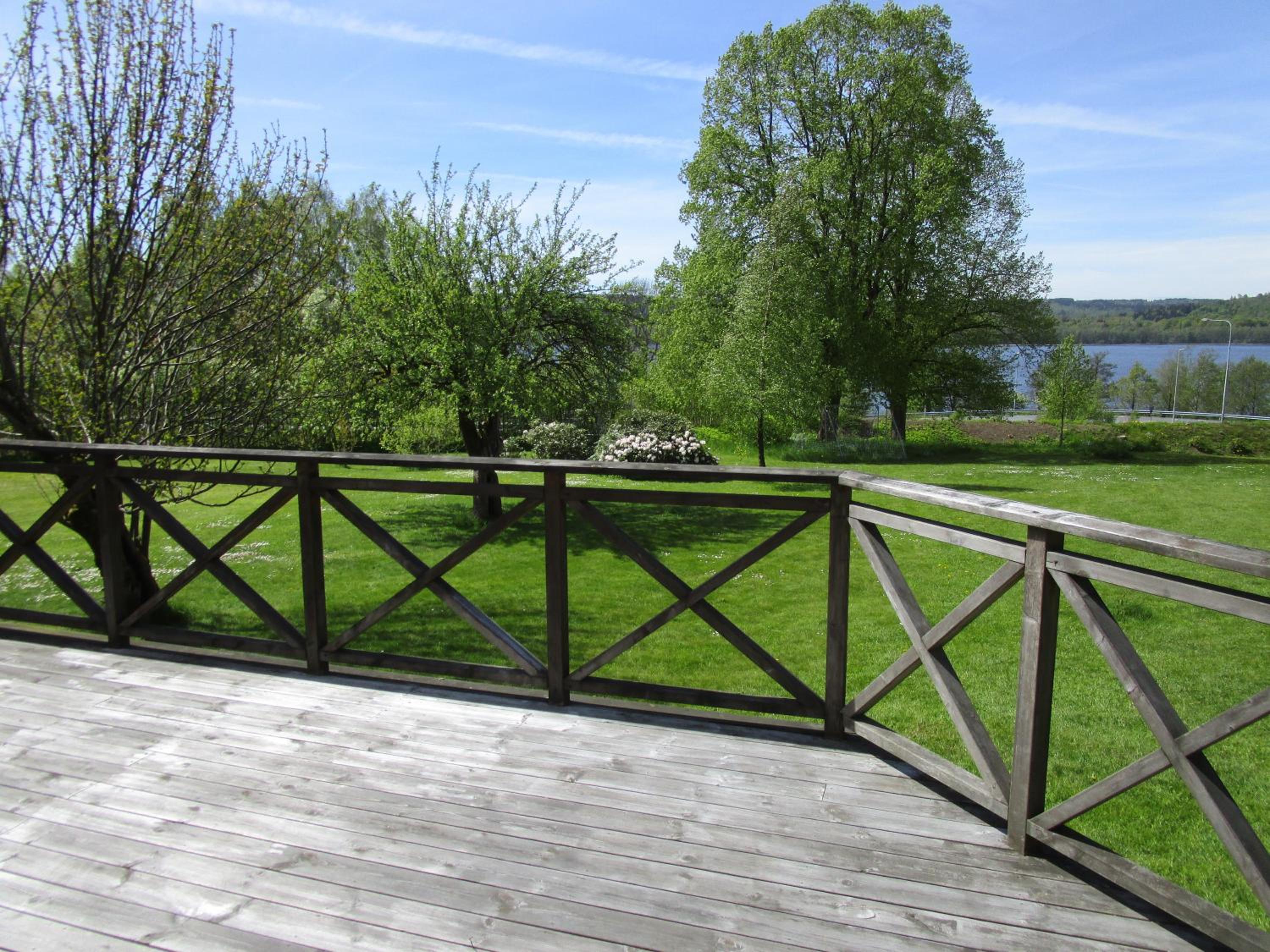 One-Bedroom Cottage with Lake View  - Photo 56