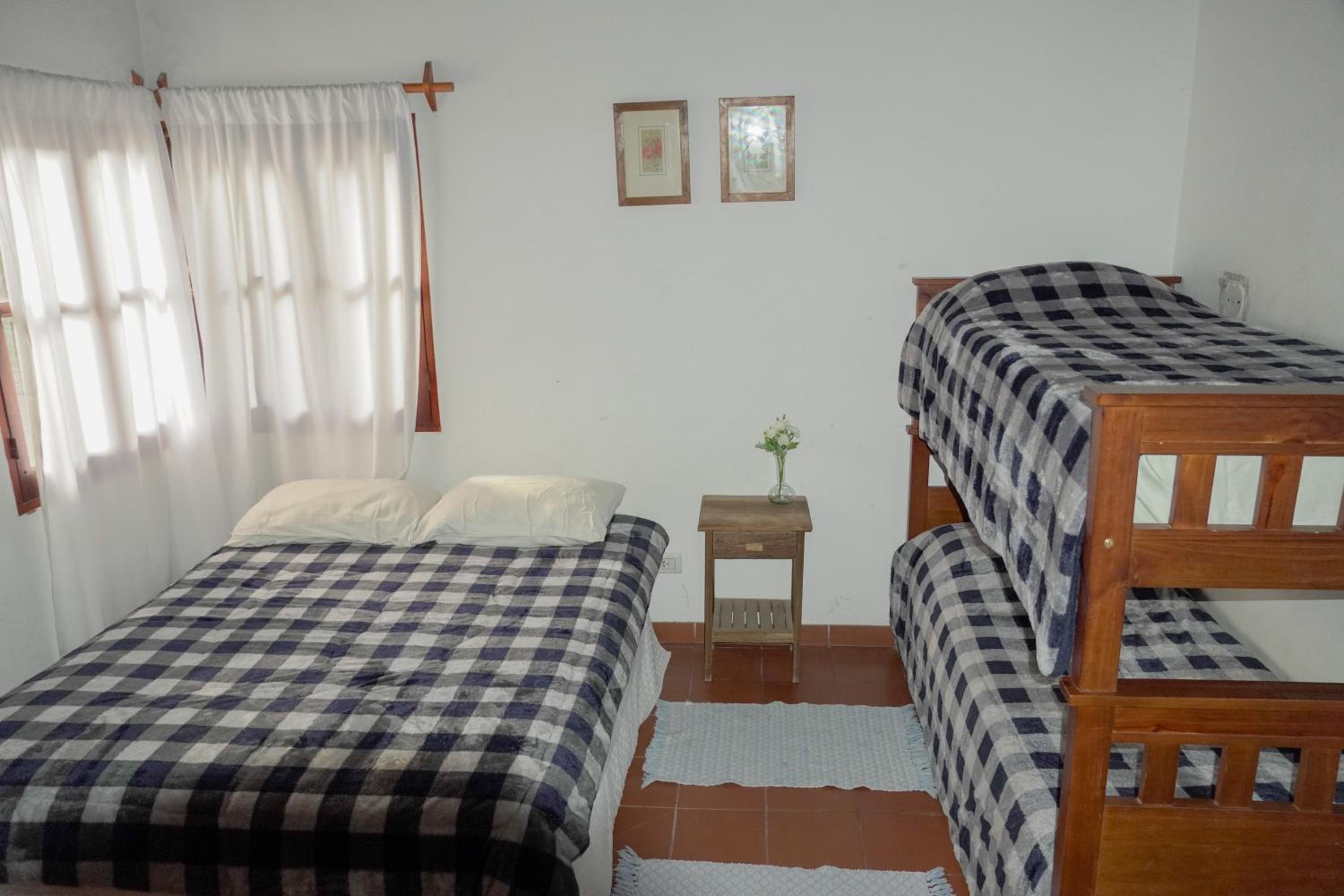 One-Bedroom House photo 1