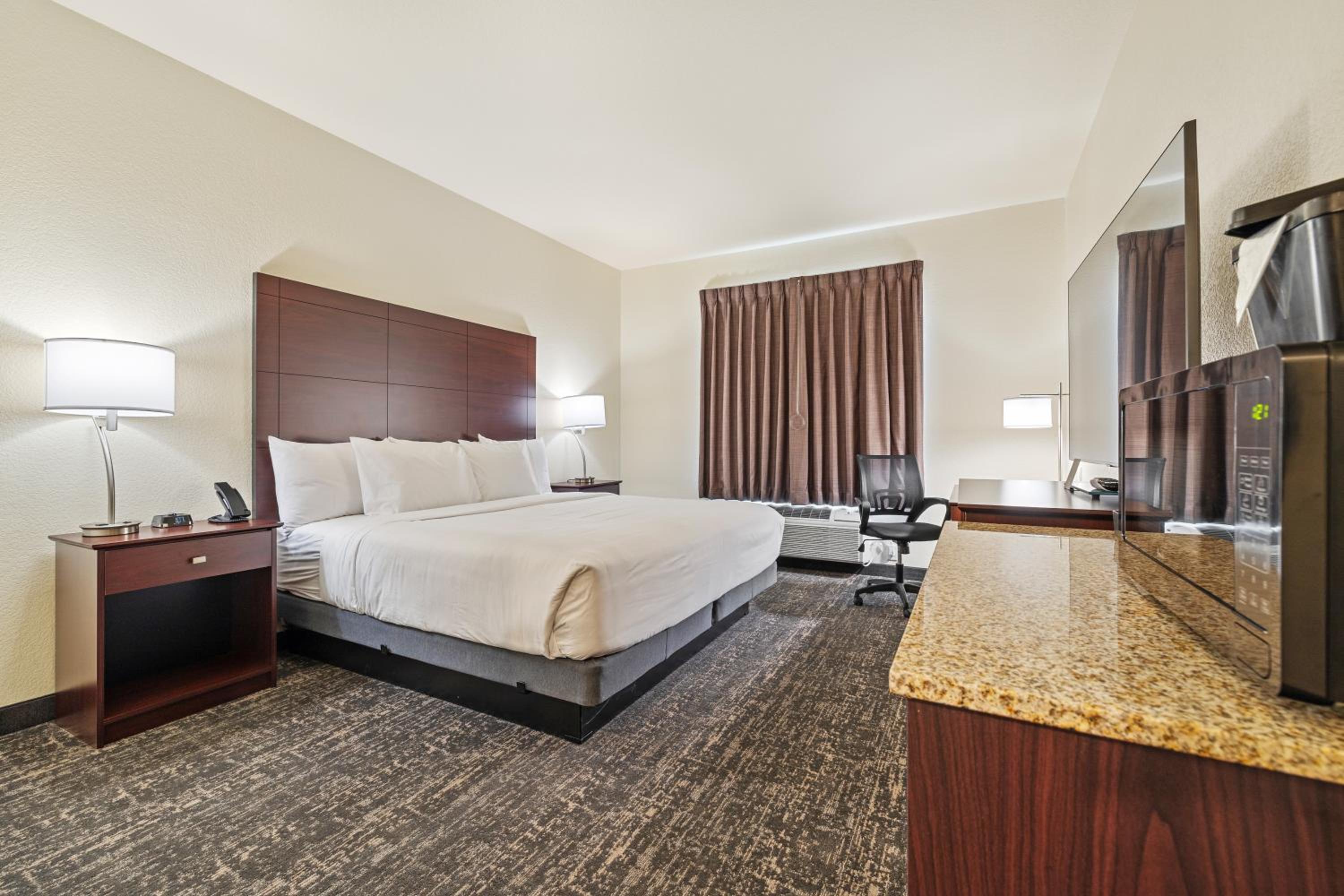 King Room - Disability Access - Photo 6