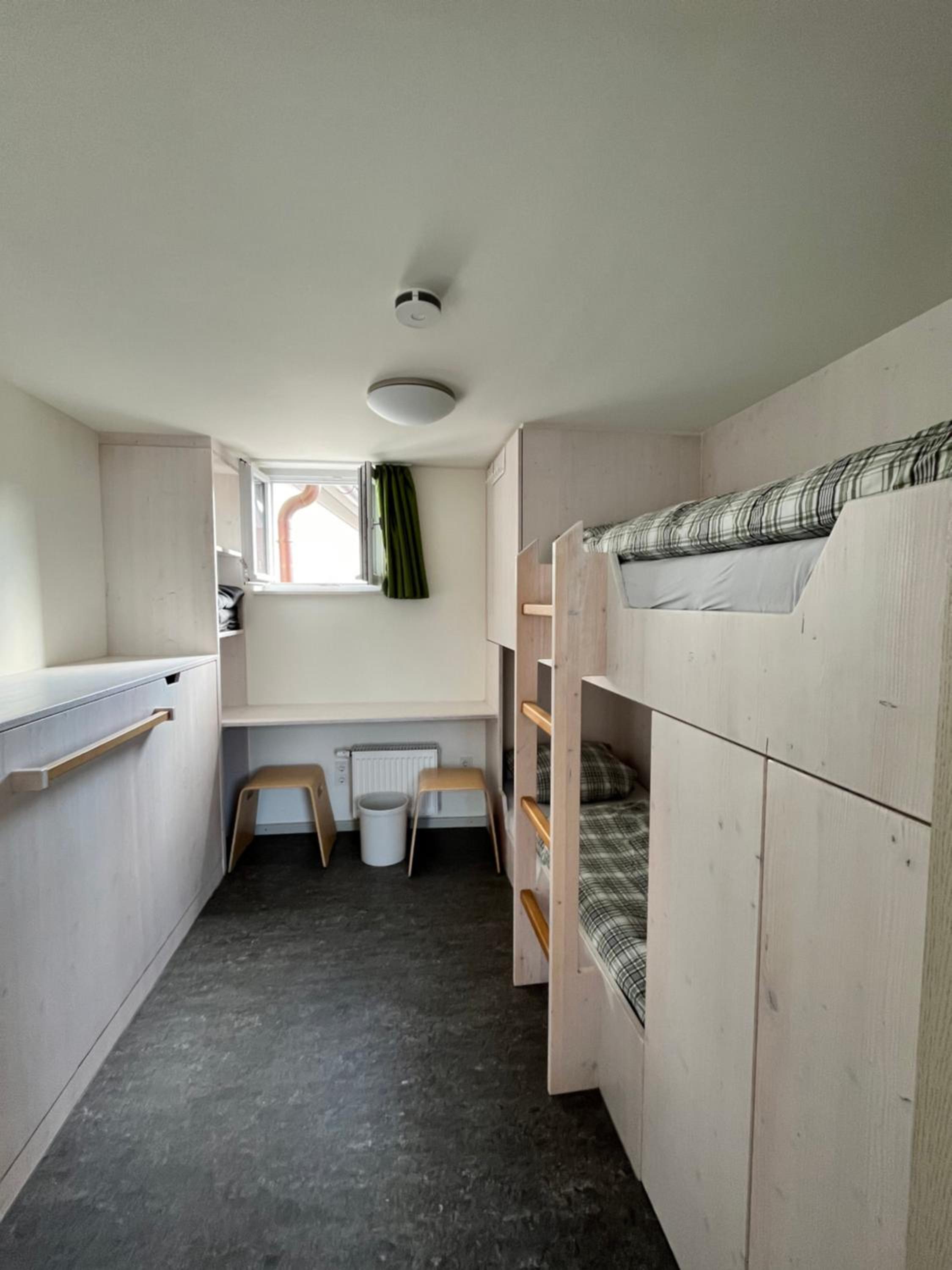 Triple Room with Shared Bathroom photo 2