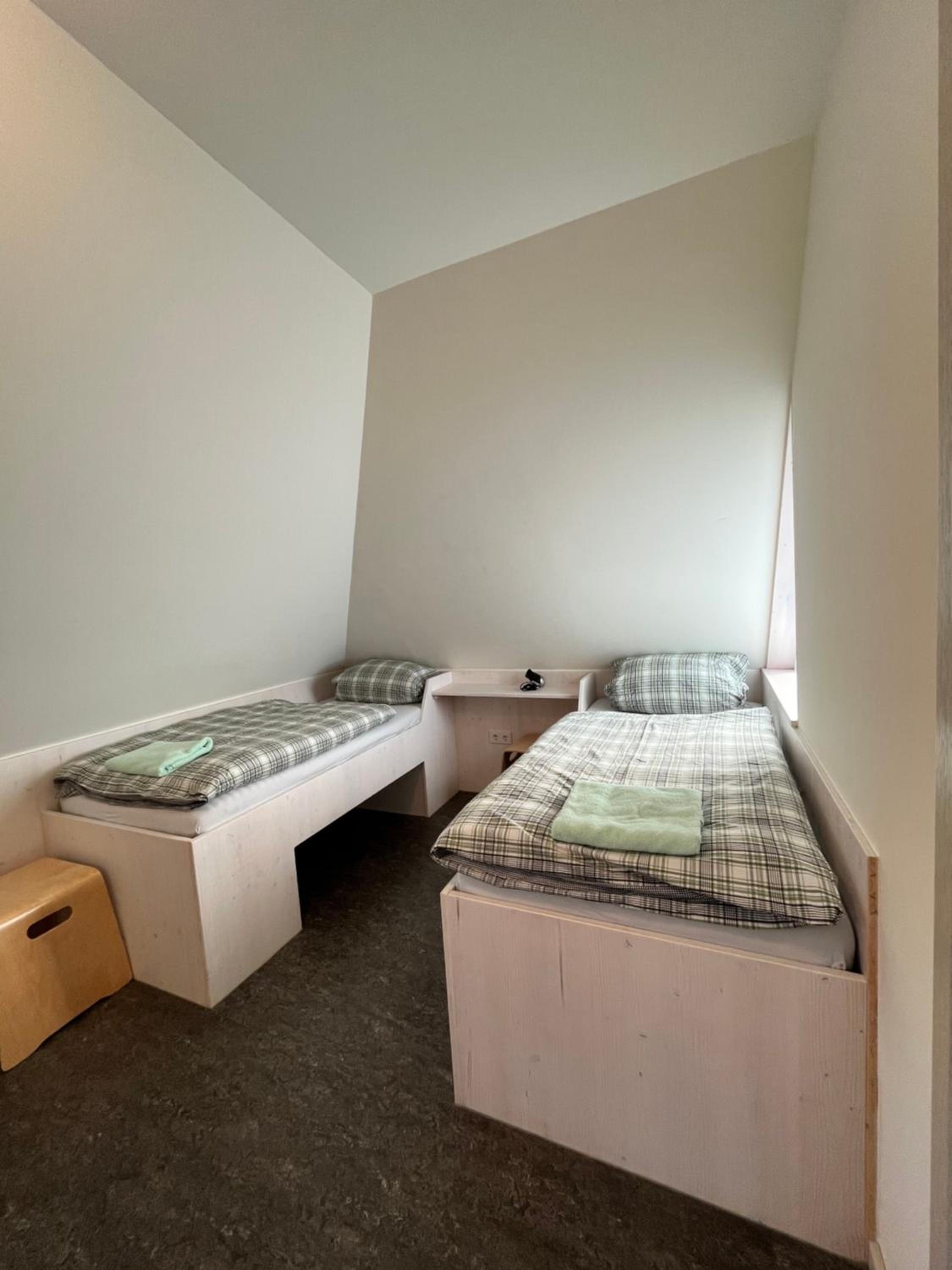 Basic Triple Room with Shared Bathroom photo 1