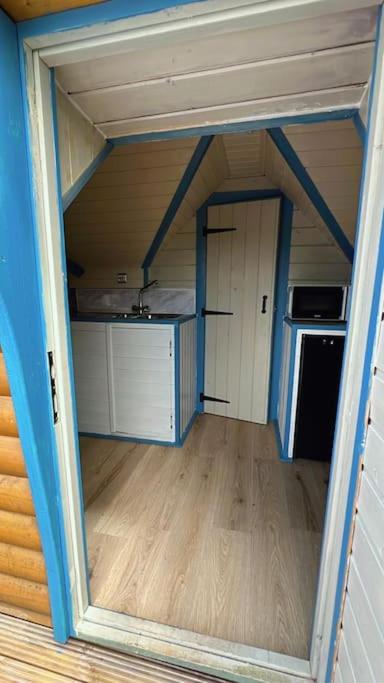 One-Bedroom House photo 3