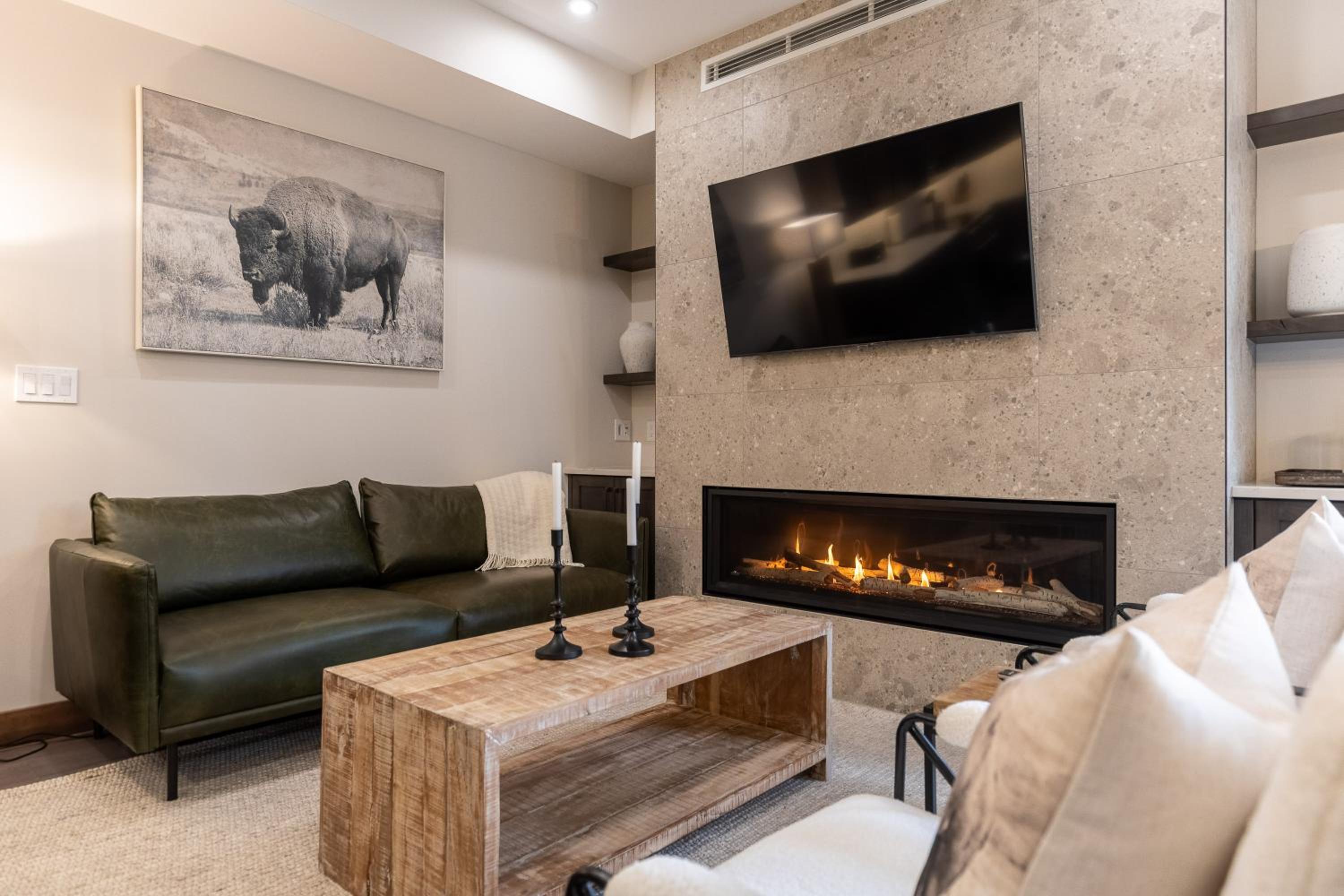 Four-Bedroom Luxury Apartment photo 1