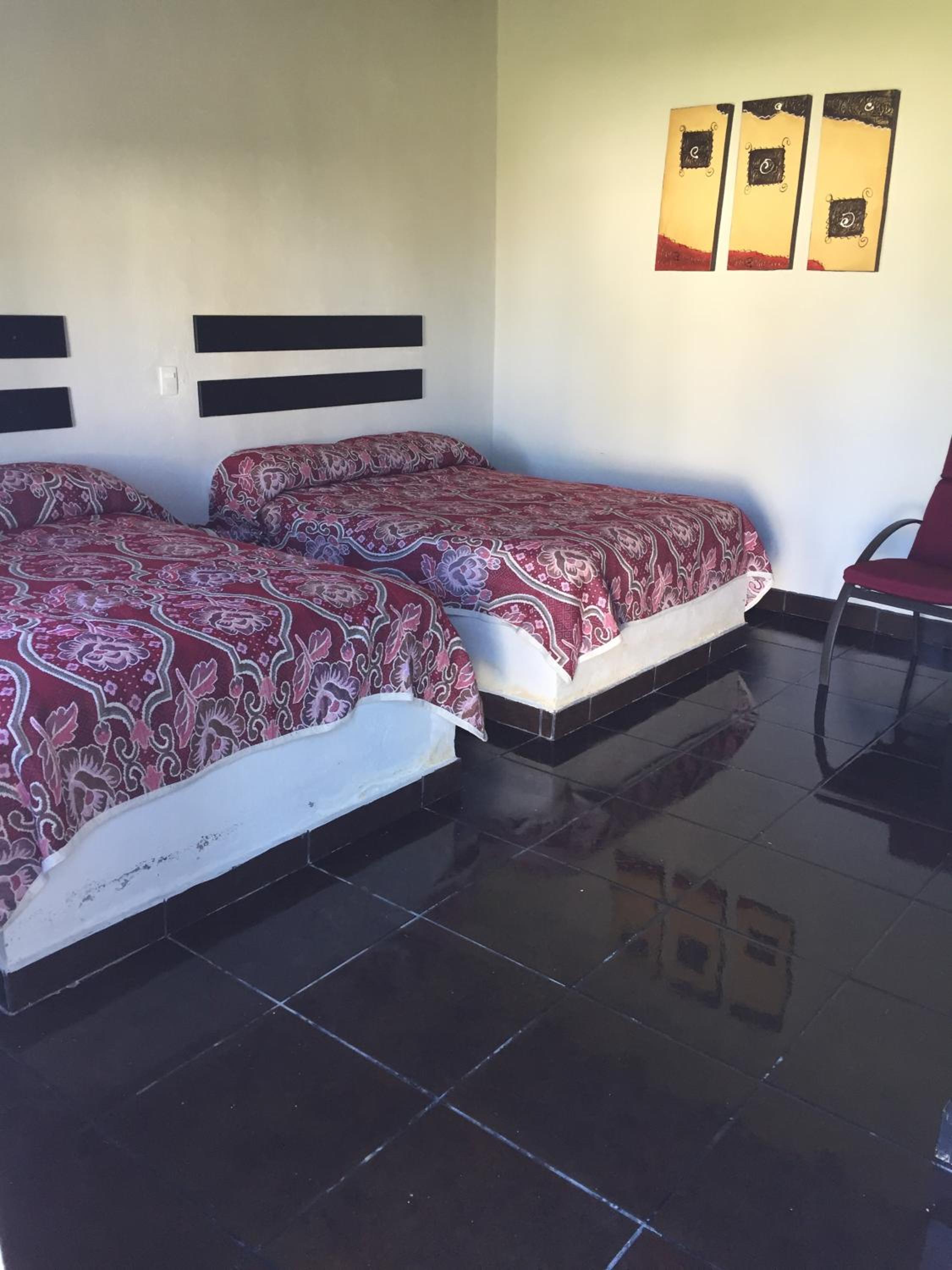 Standard Double Room with Two Double Beds - Photo 3