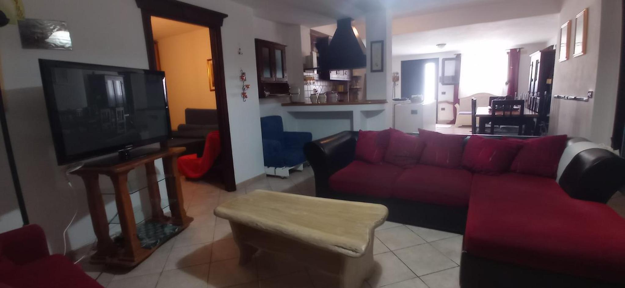 Two-Bedroom House photo 3