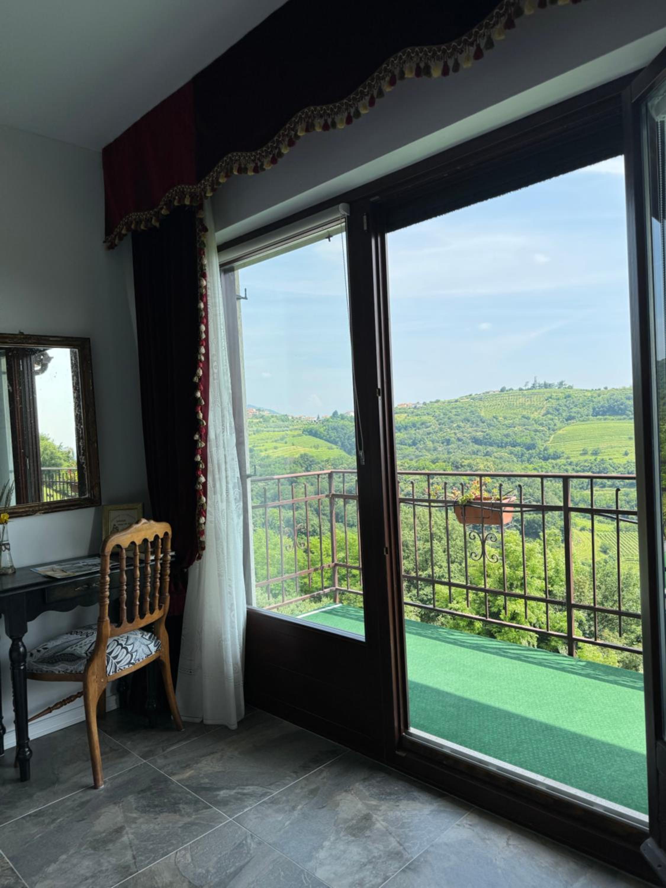 Double Room with Balcony photo 2