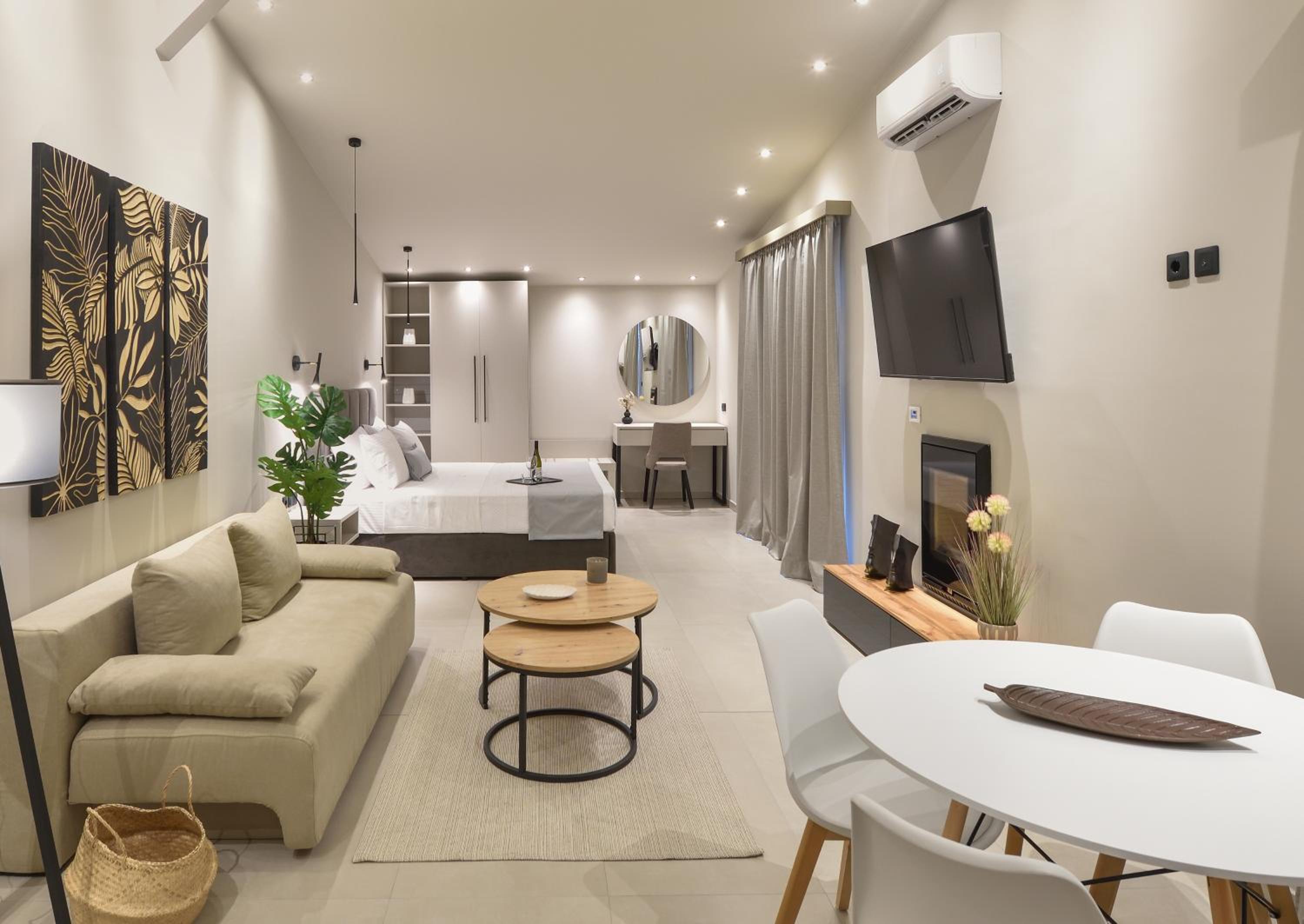 Superior Suite with Sea View photo 2