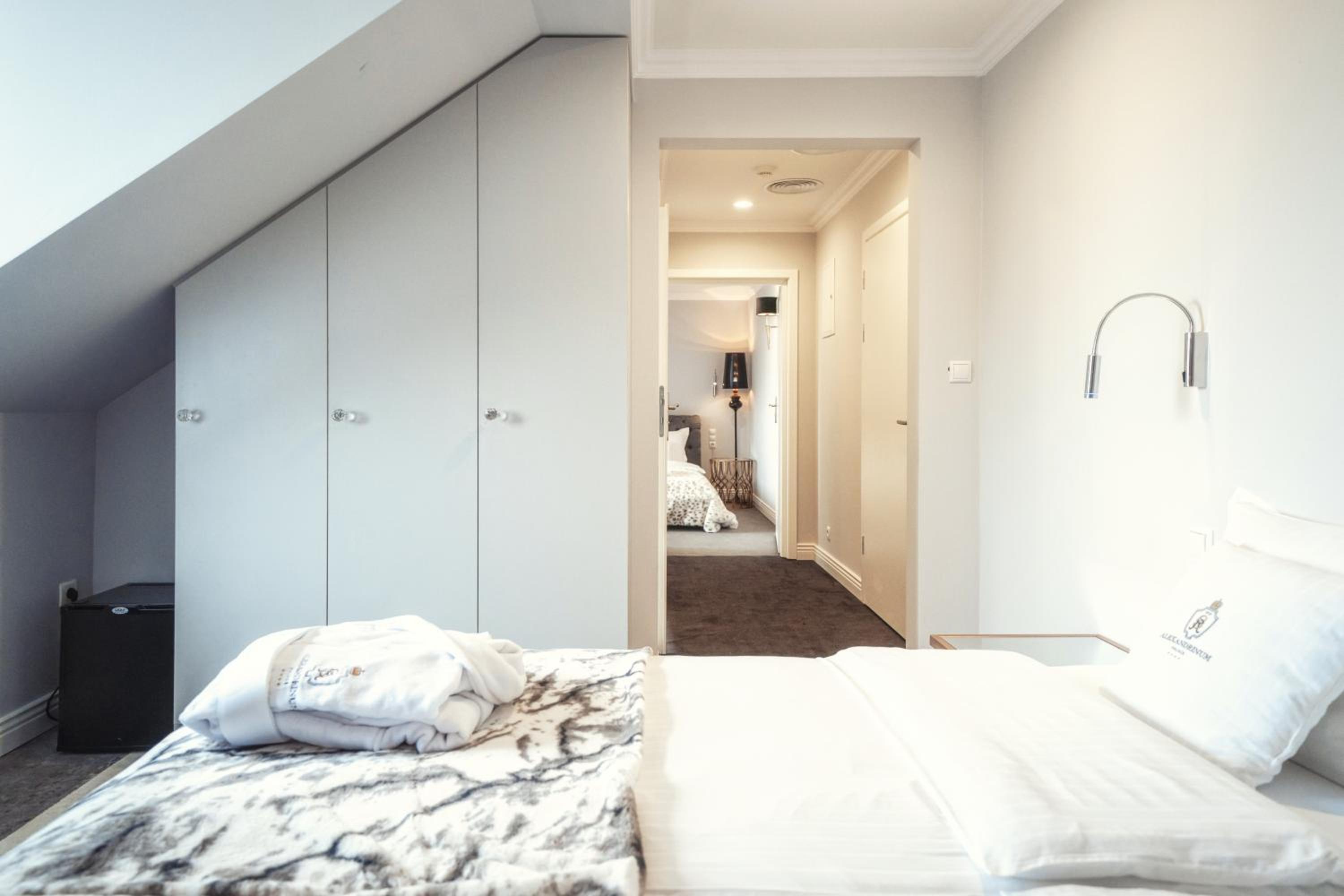Family Studio Apartment in the Residence - Photo 4