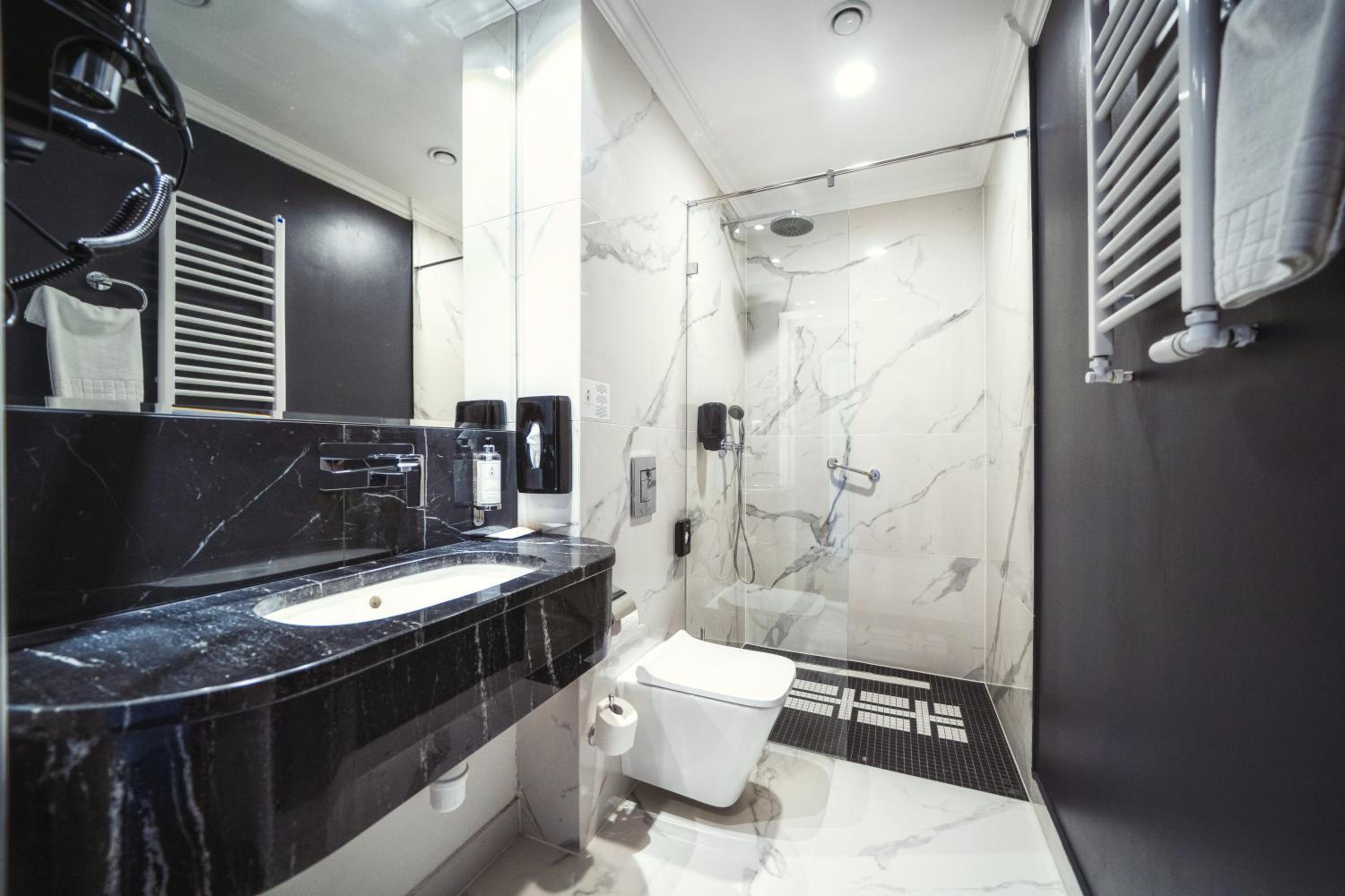 Family Studio Apartment in the Residence - Photo 5