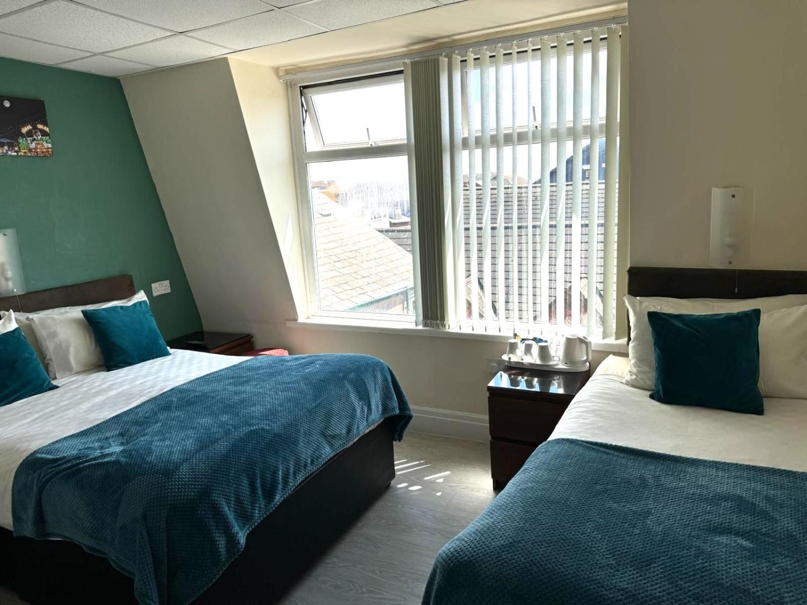 Triple Room - Photo 10