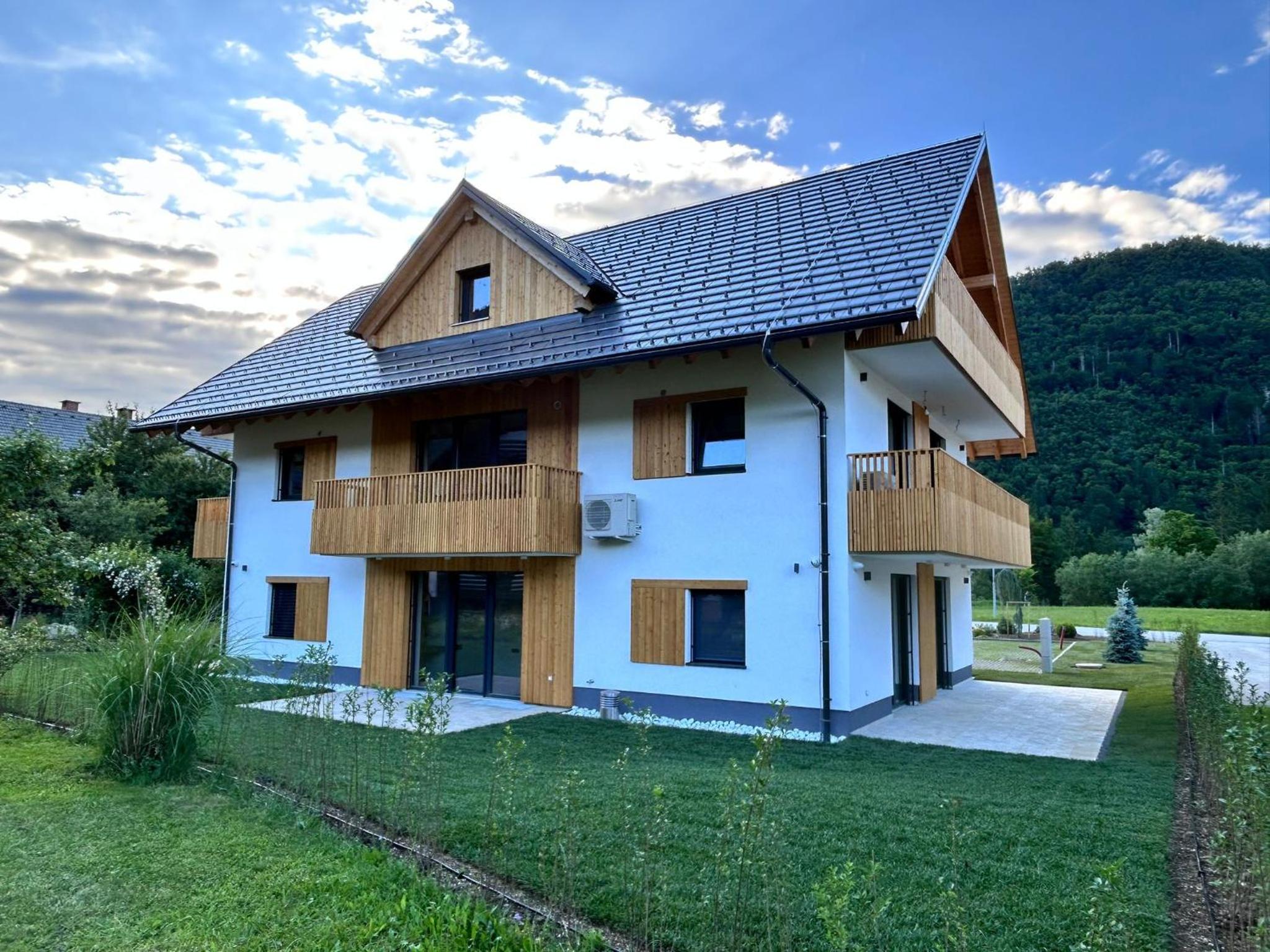 One-Bedroom Apartment with Sauna and Patio
