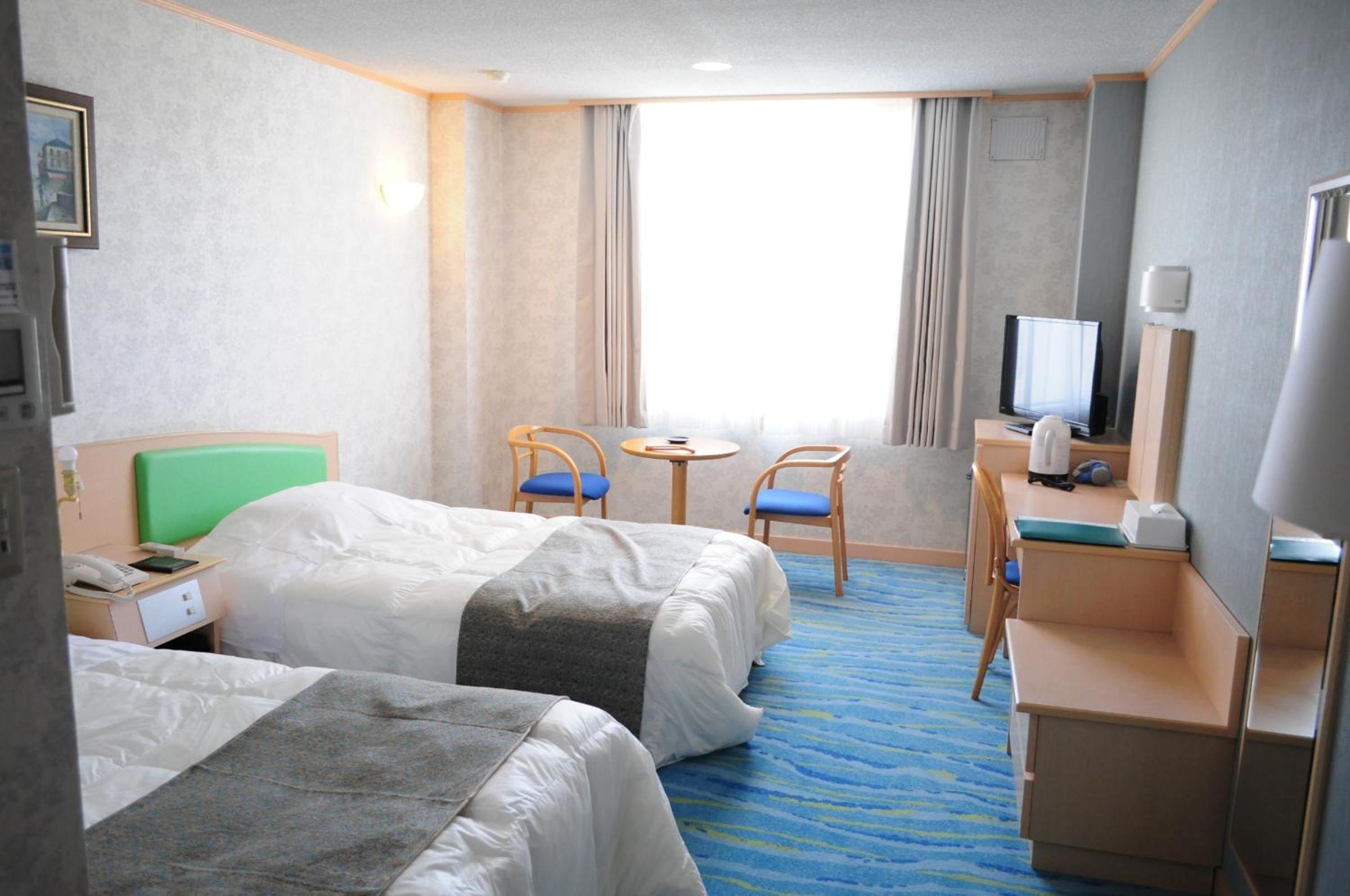Standard Twin Room - Non-Smoking