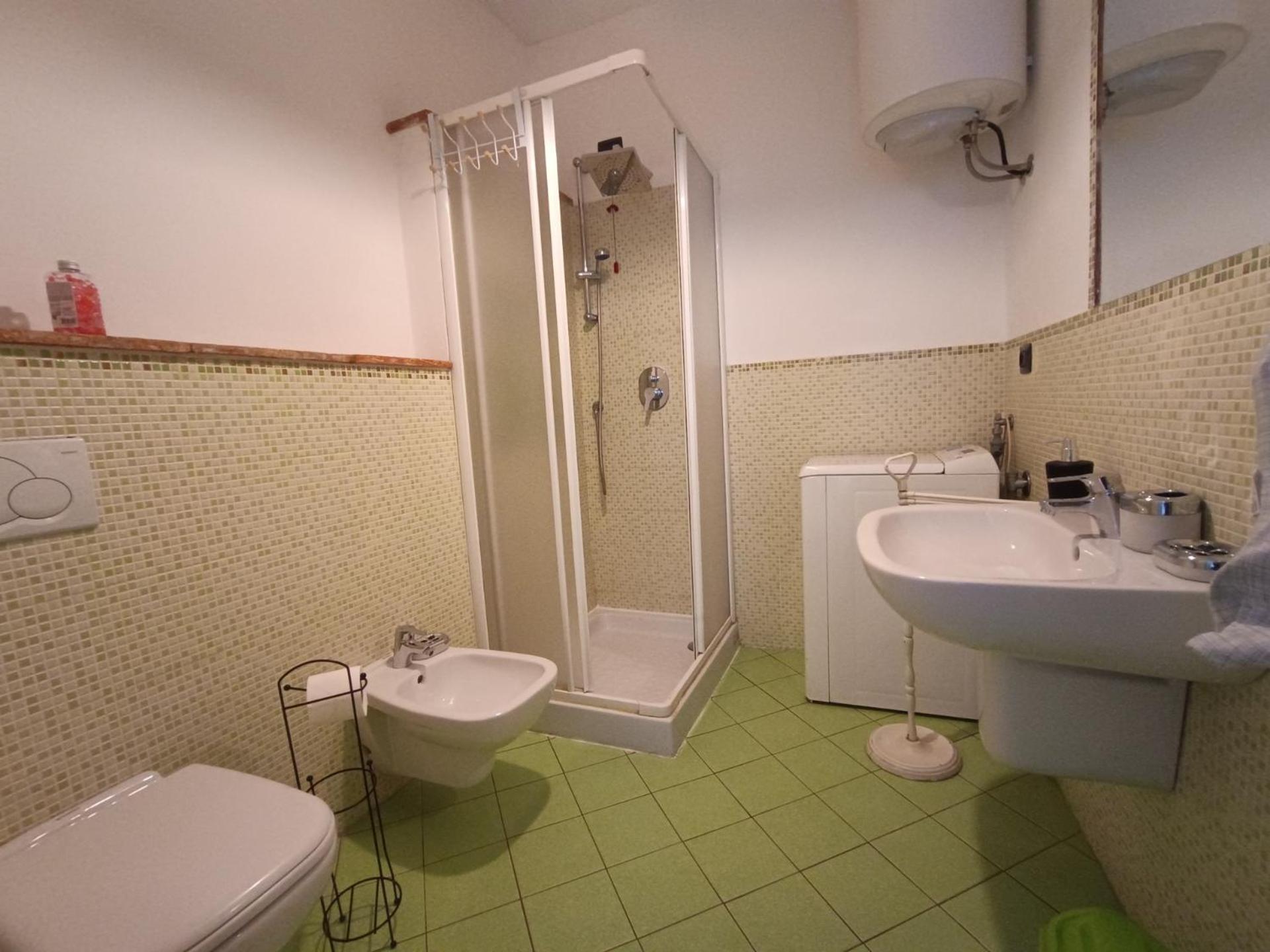 One-Bedroom Apartment - Photo 8
