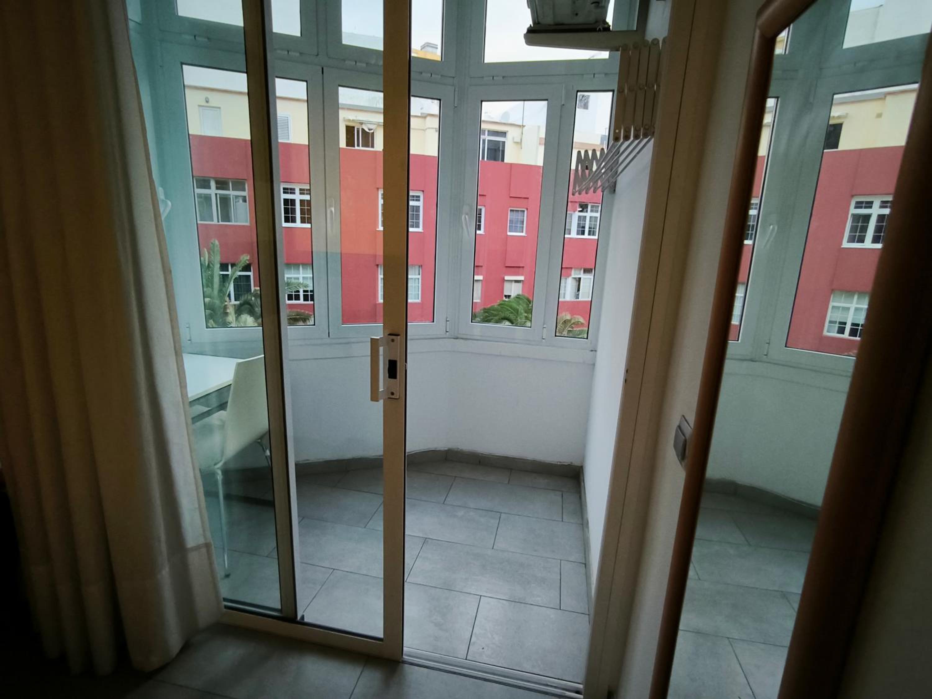 Studio Apartment - Photo 34
