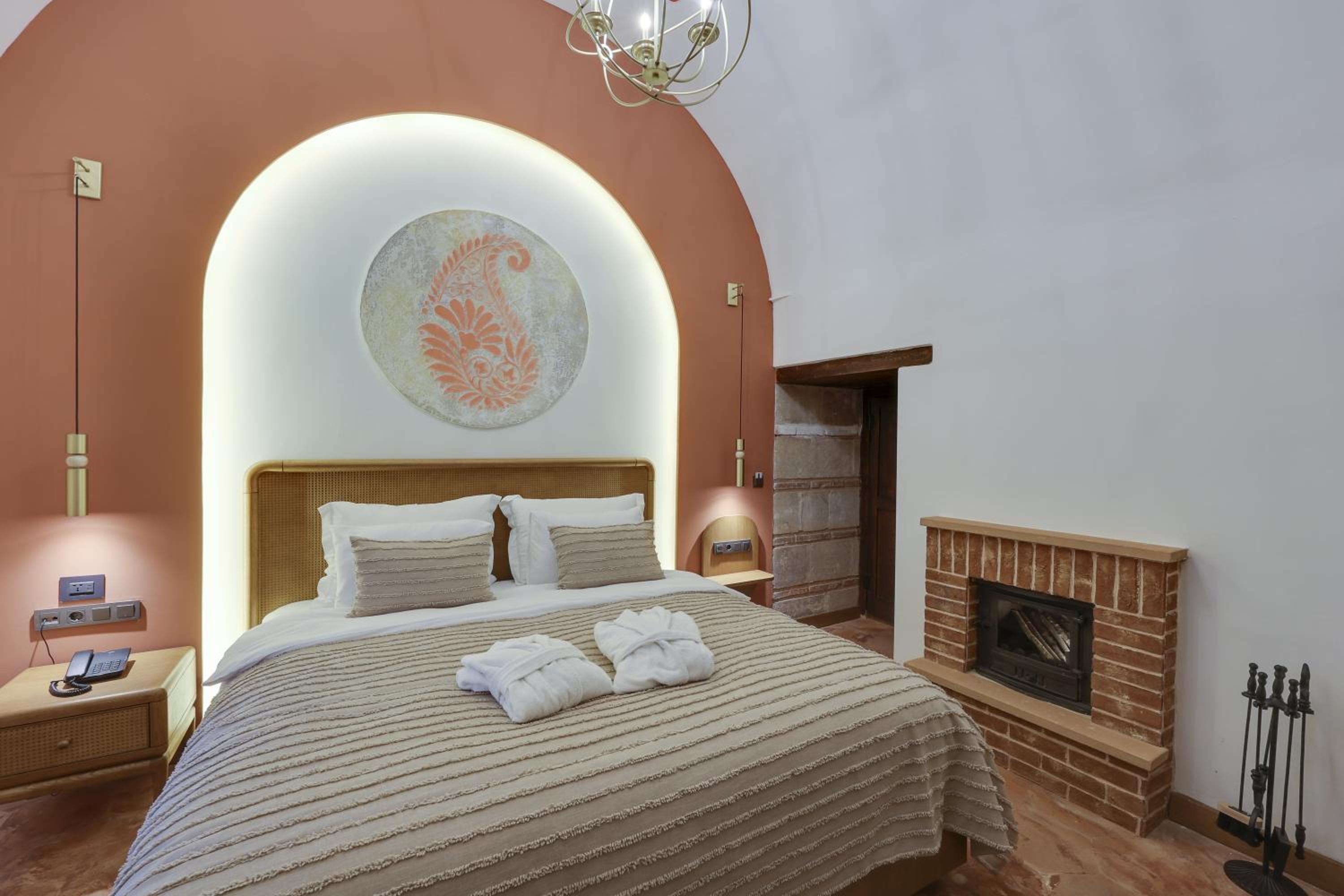 Suite - Photo 2