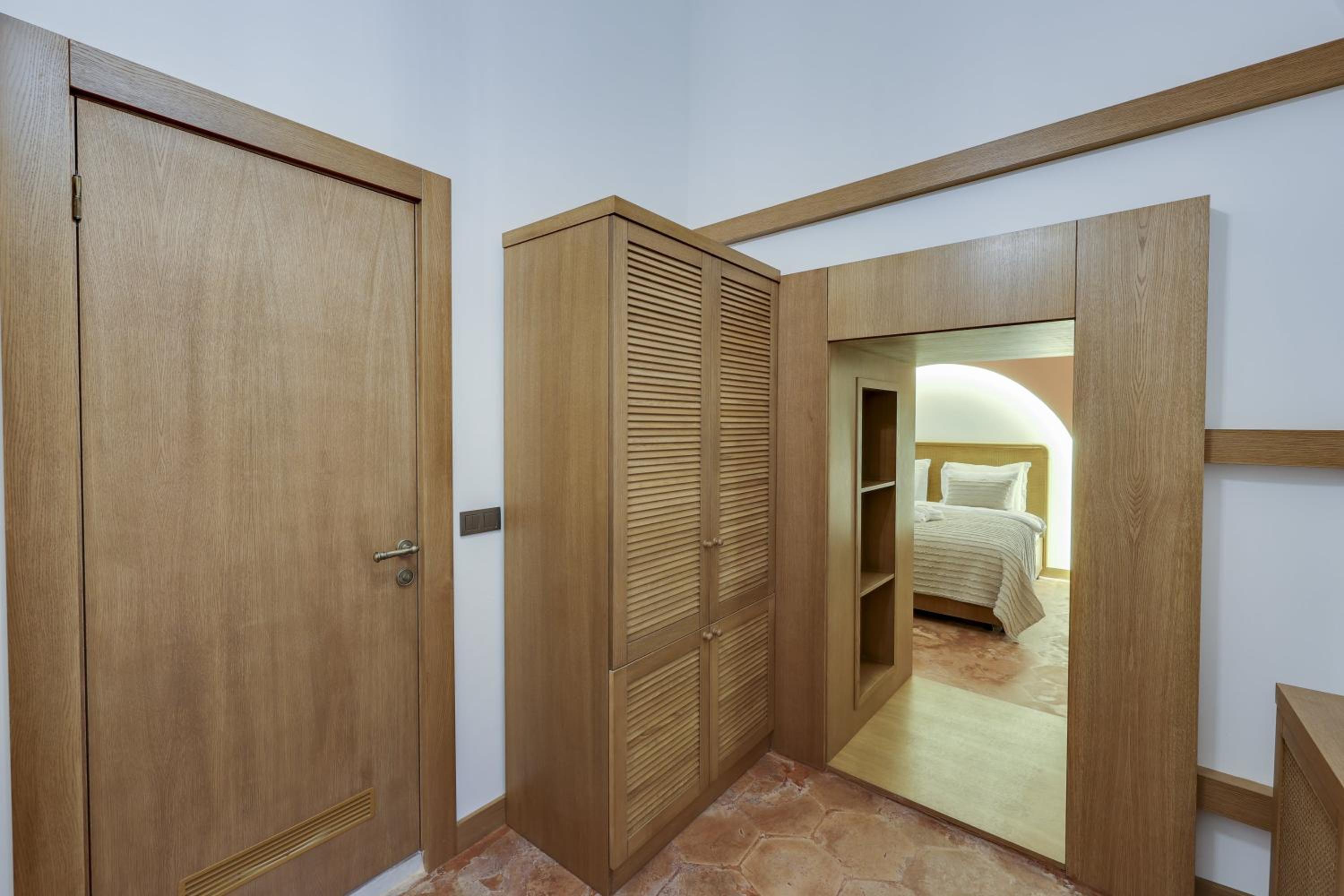 Suite - Photo 12