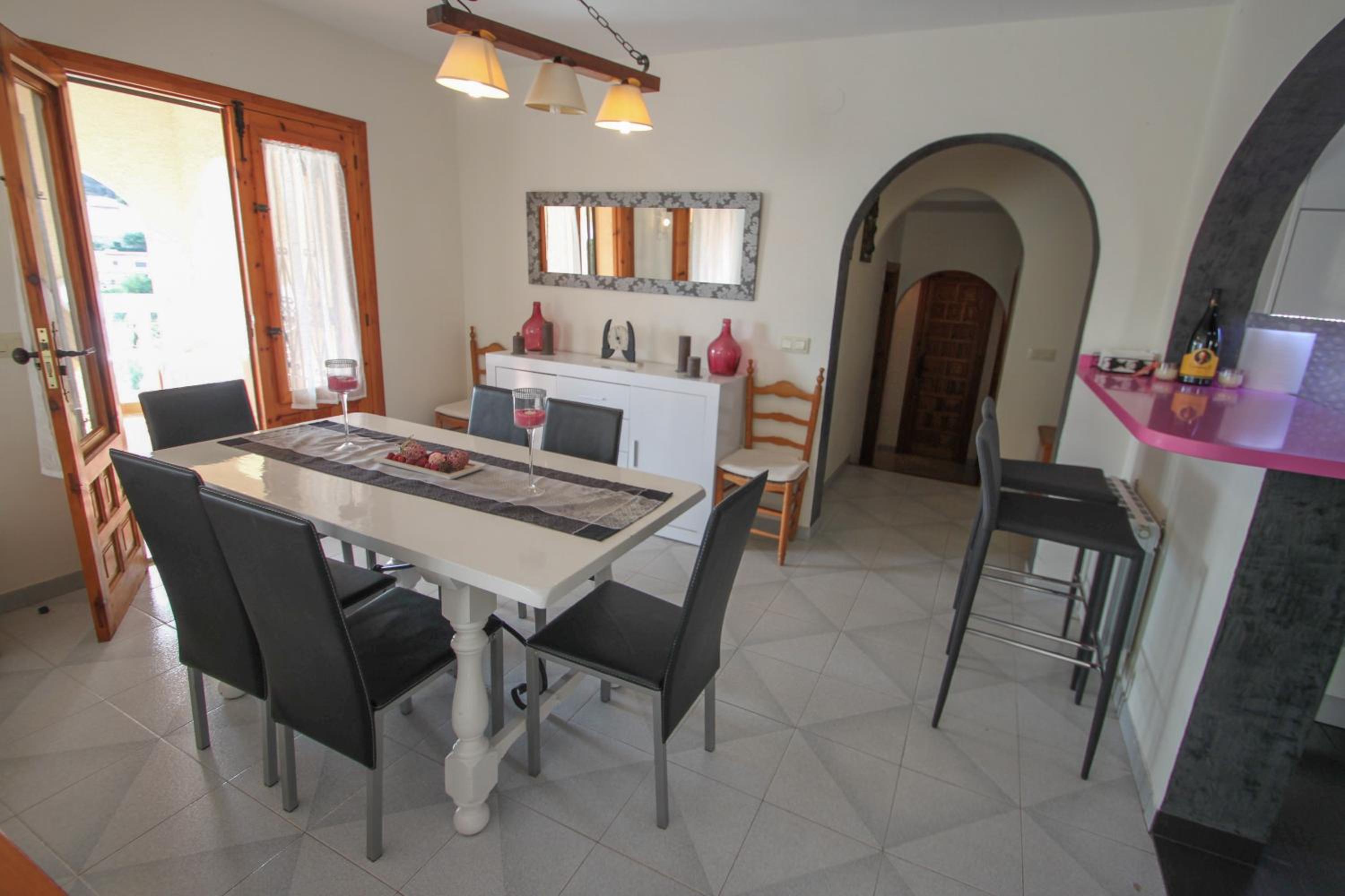 Three-Bedroom House photo 2
