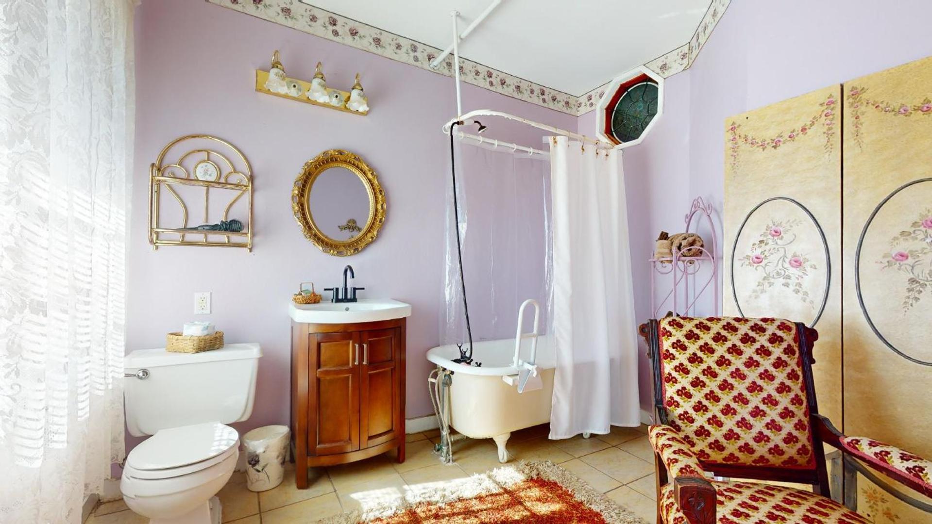 King Room with Balcony photo 2