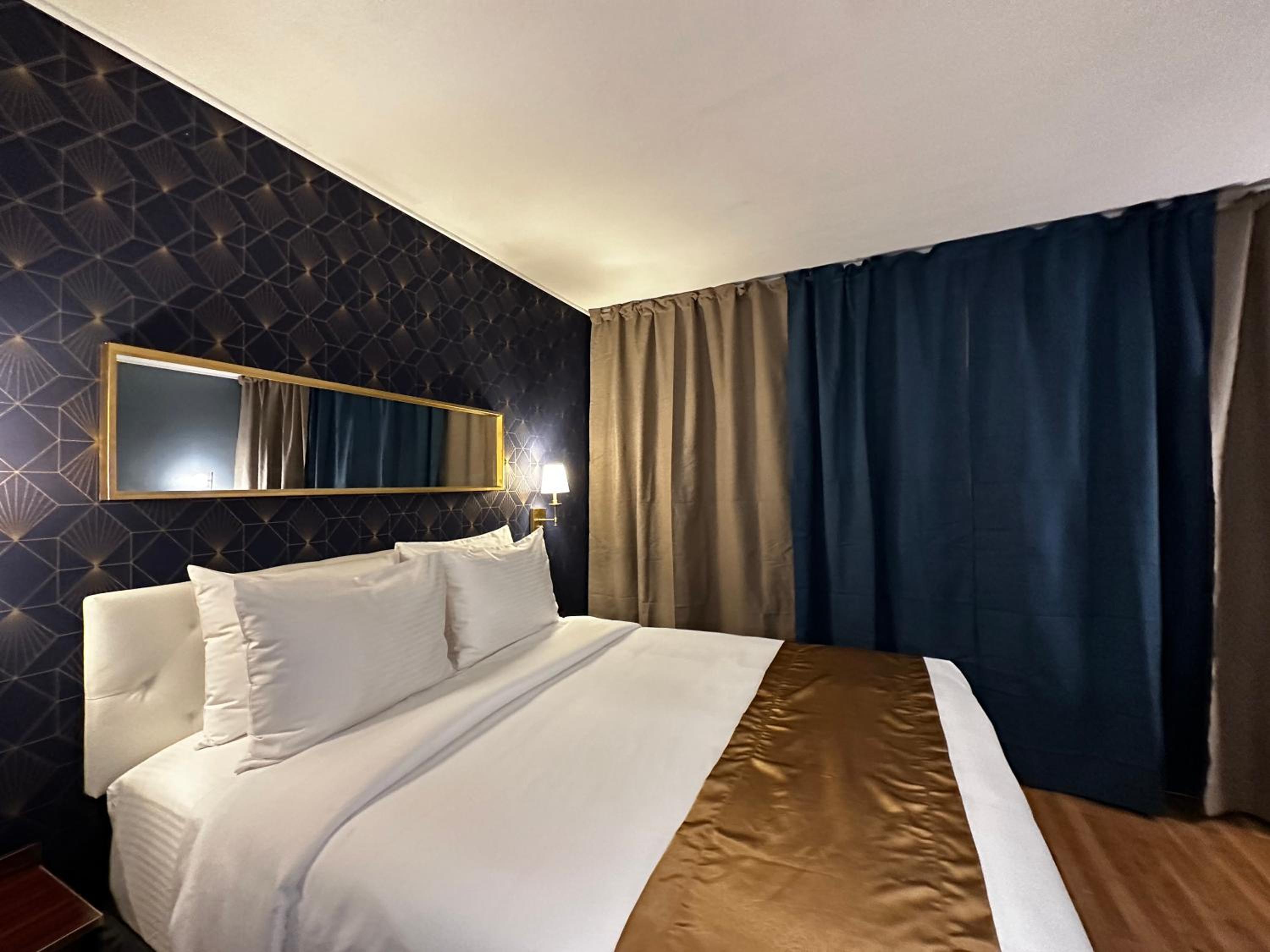 Superior Queen Room photo 3