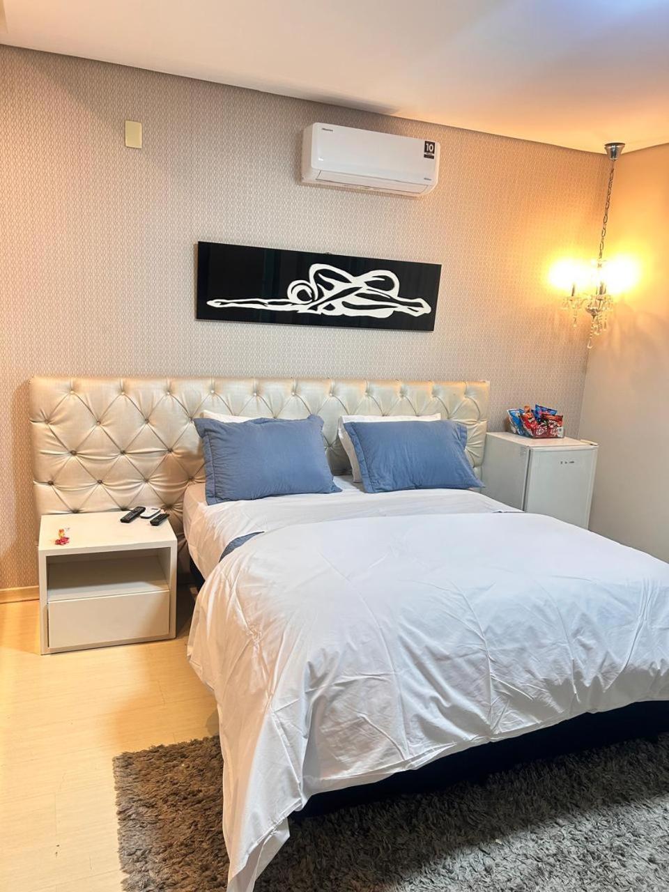 Deluxe Queen Room photo 3
