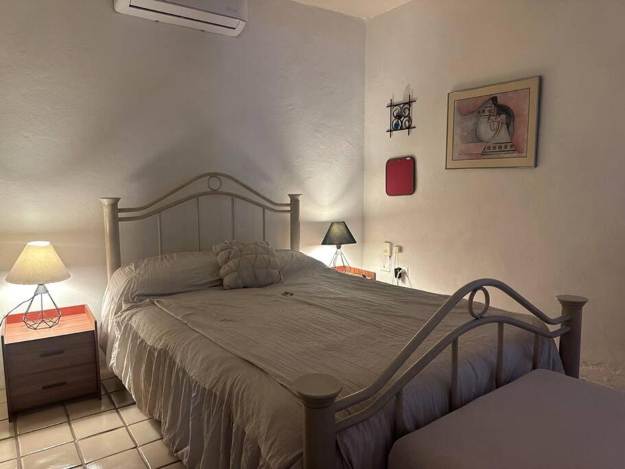 One-Bedroom Apartment photo 3