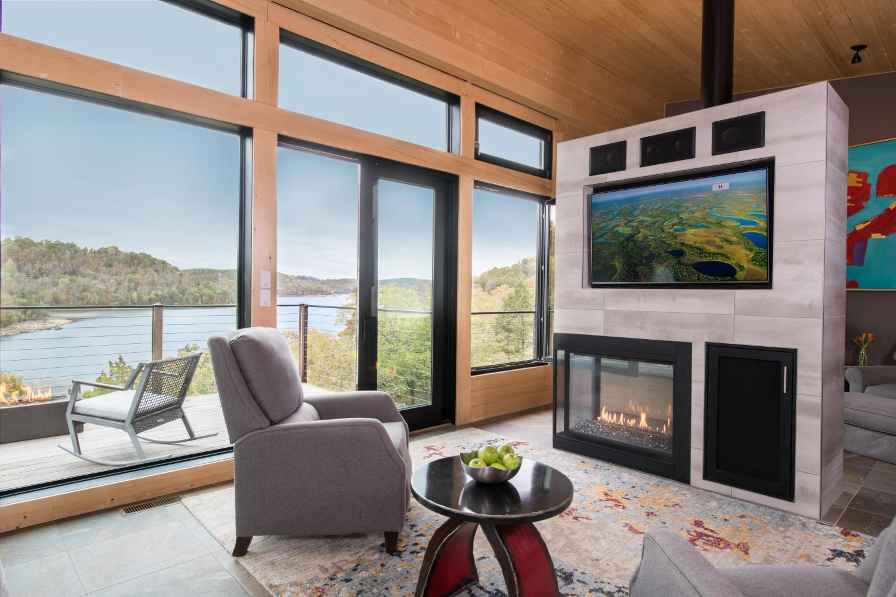 Superior King Suite photo 2