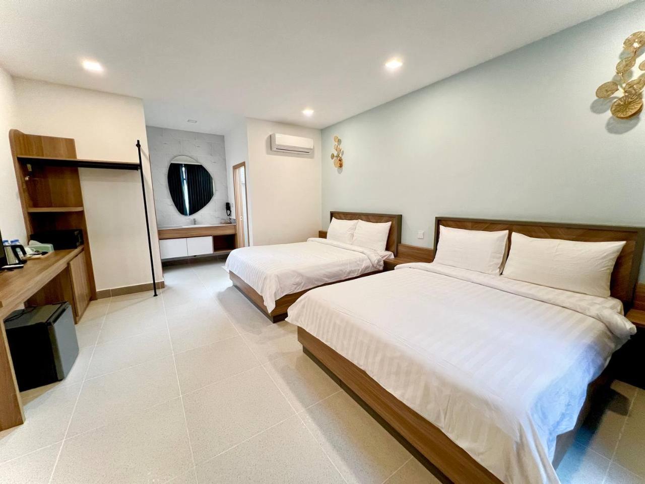 Twin Room with Pool View
