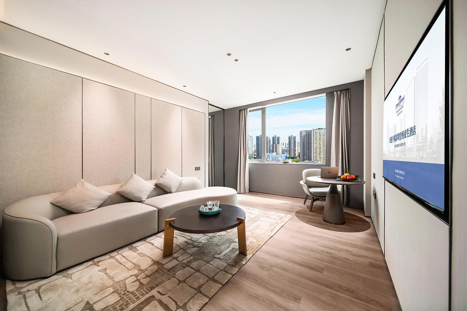 Executive King Suite