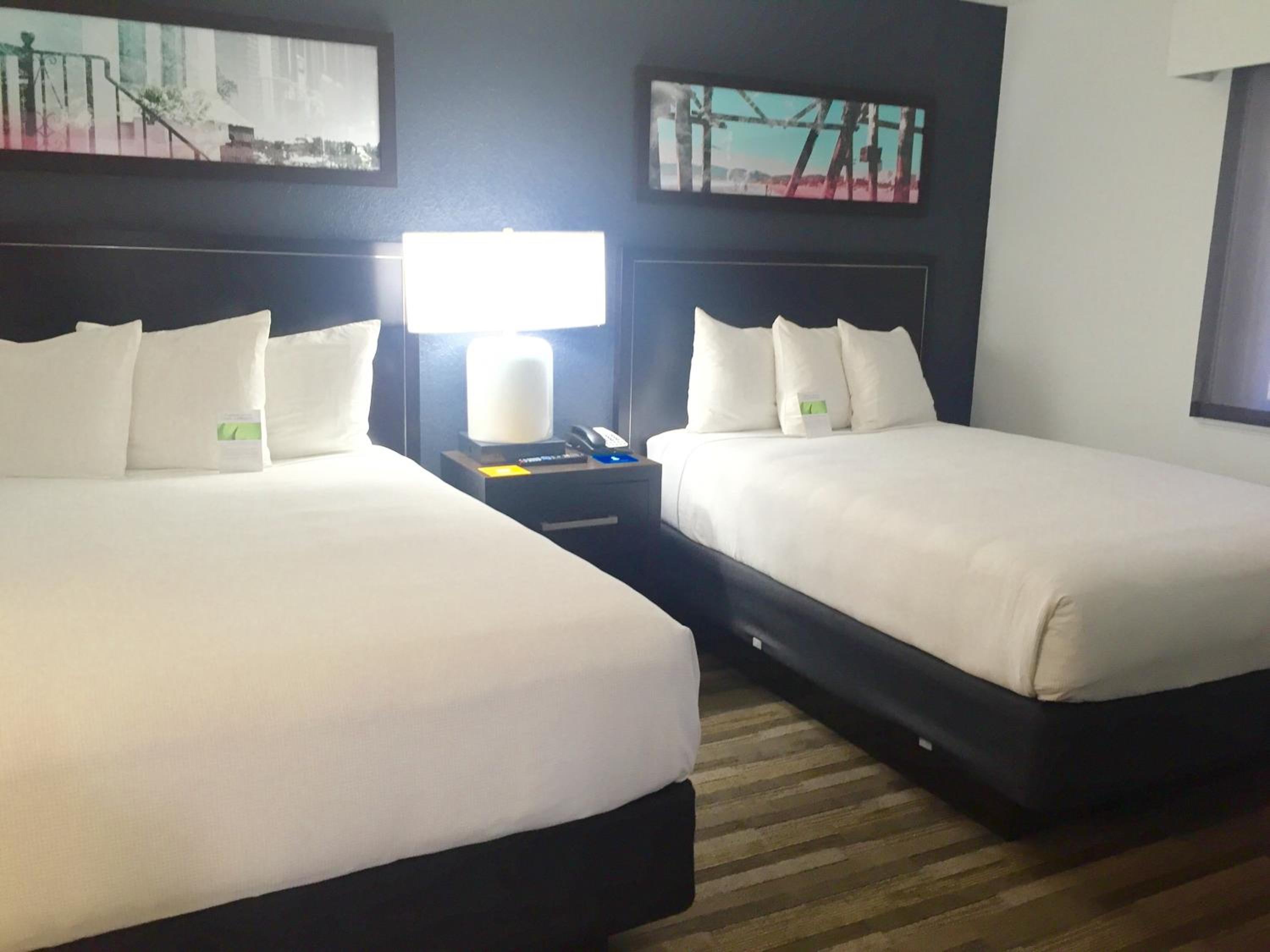 Two-Bedroom Suite - Photo 10