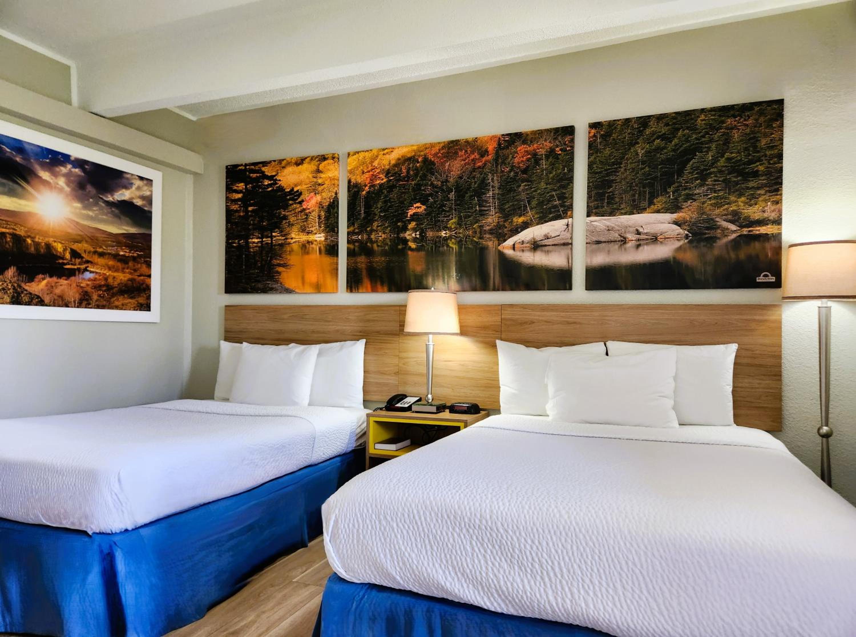 Double Room with Two Double Beds - Non-Smoking - Photo 2