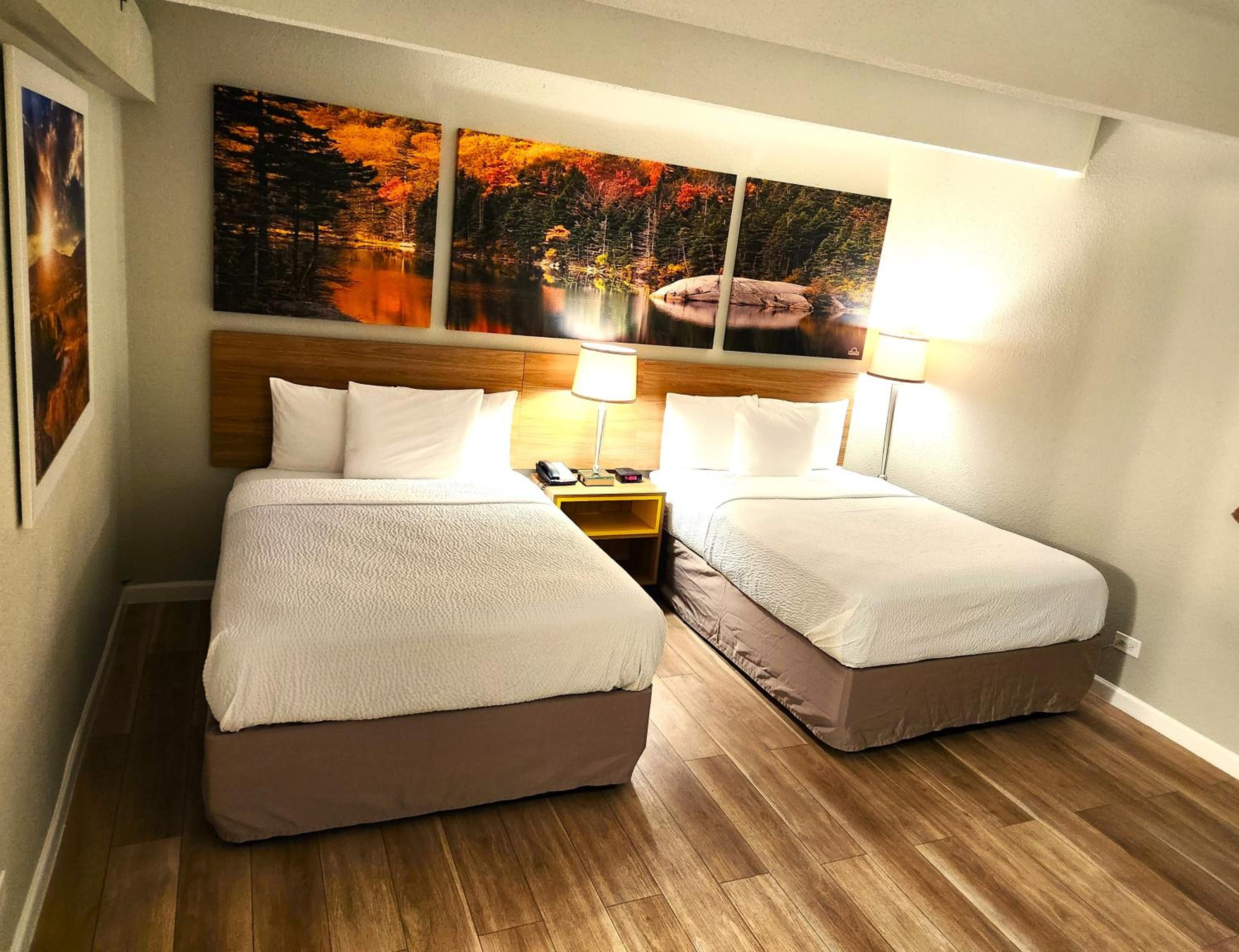 Double Room with Two Double Beds - Non-Smoking - Photo 4