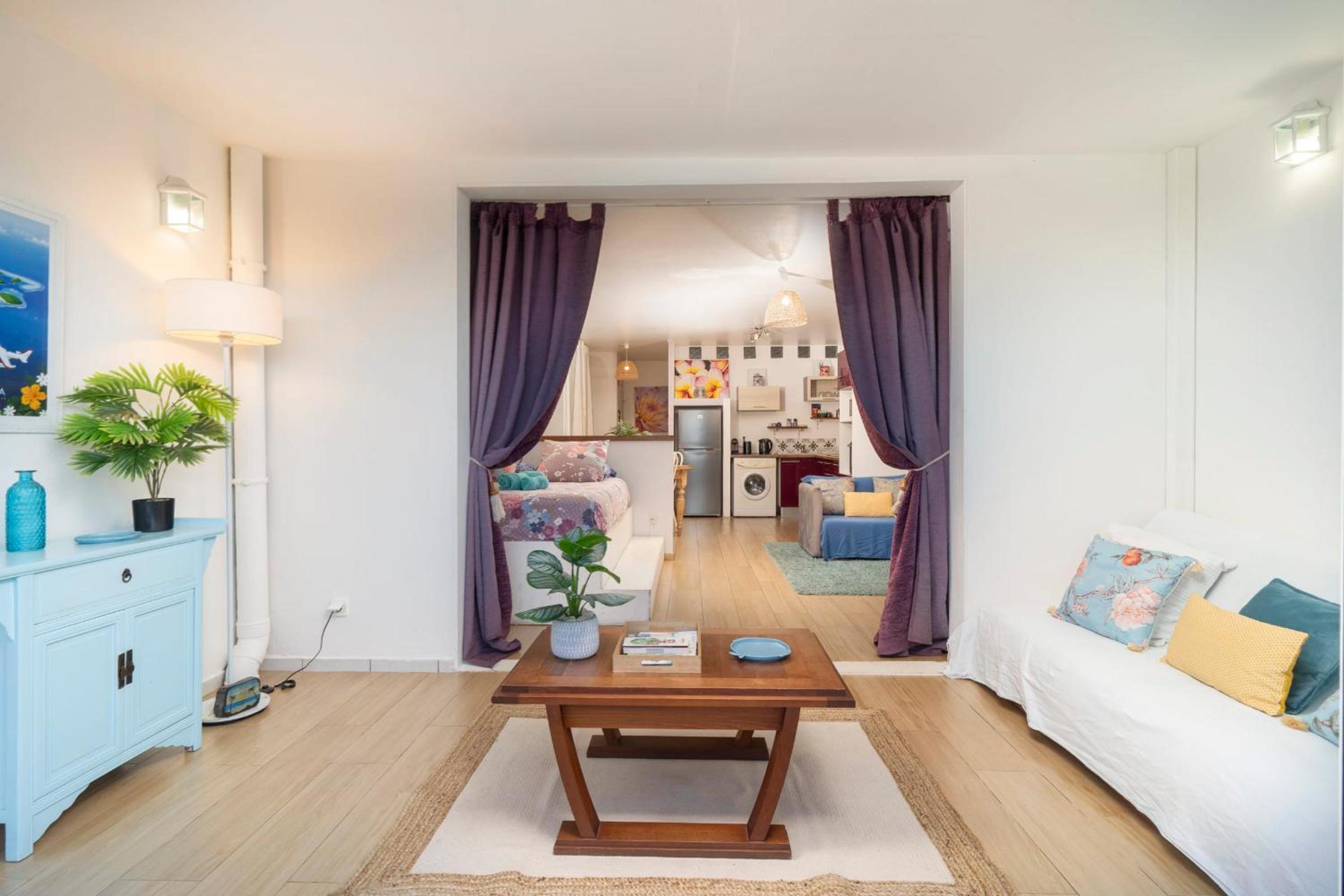 Studio Apartment with Sea View photo 1