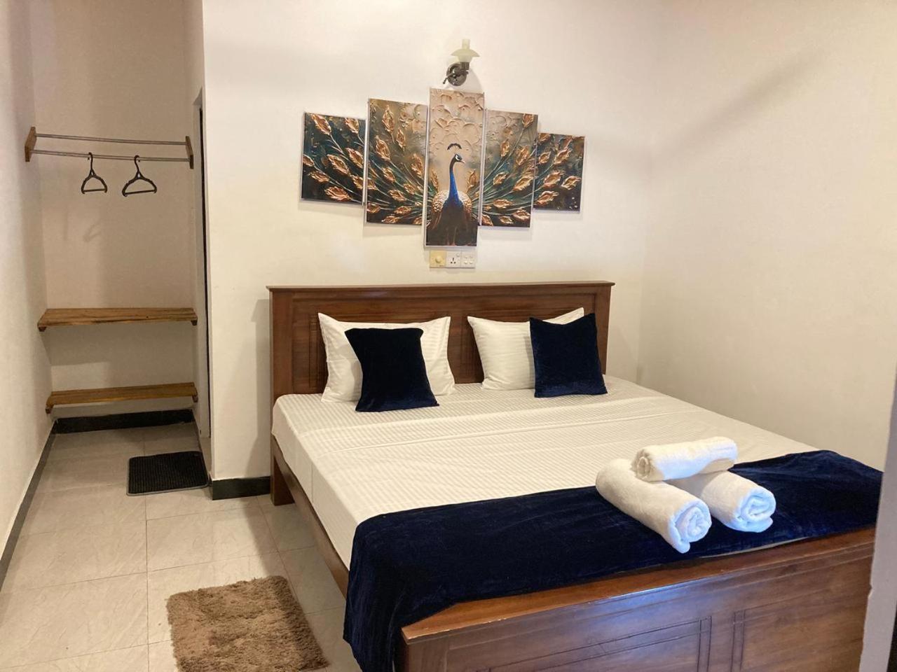Deluxe King Room photo 2